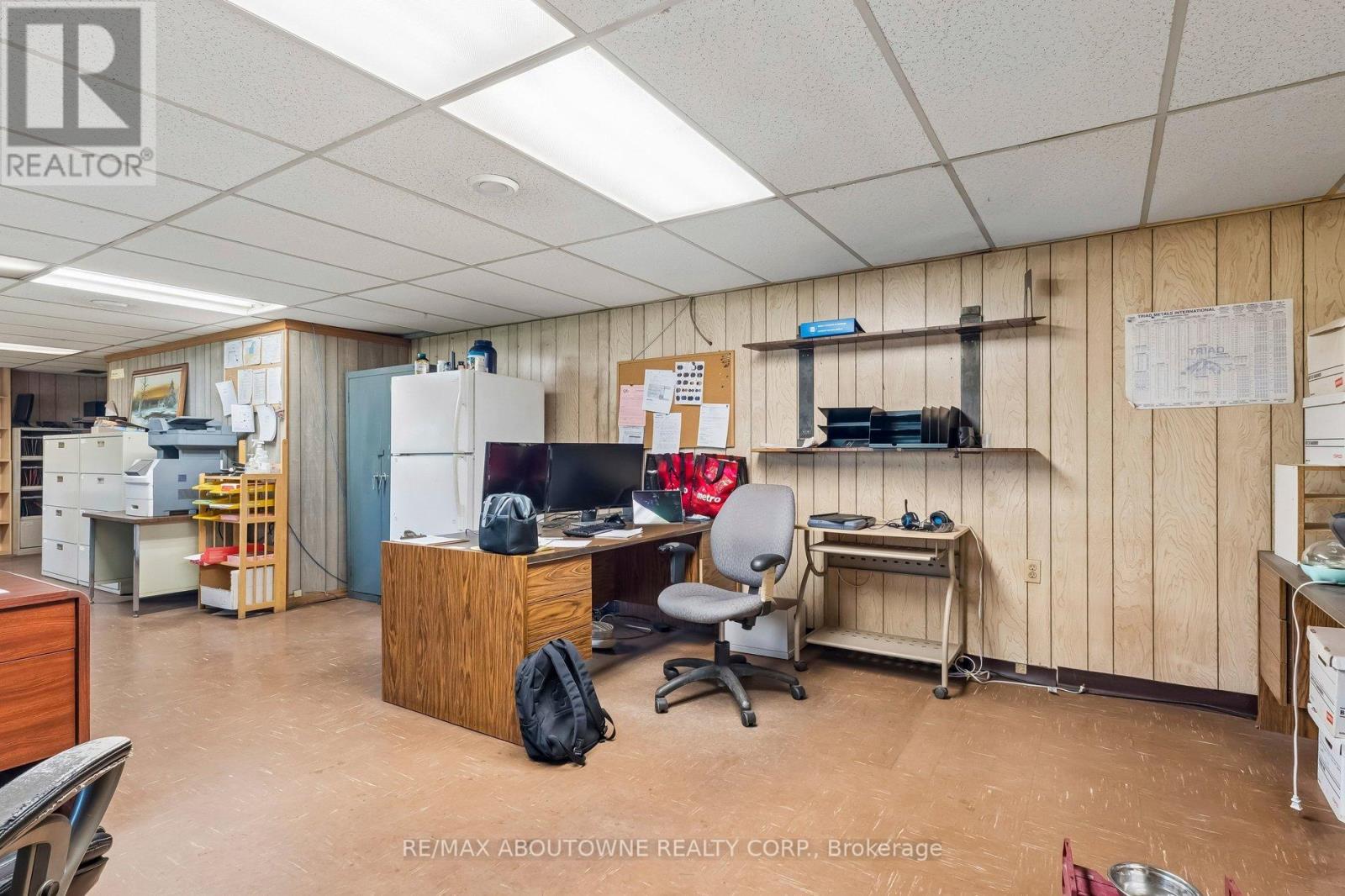1719 Charles Street, Whitby, Ontario  L1N 1C3 - Photo 14 - E13150406