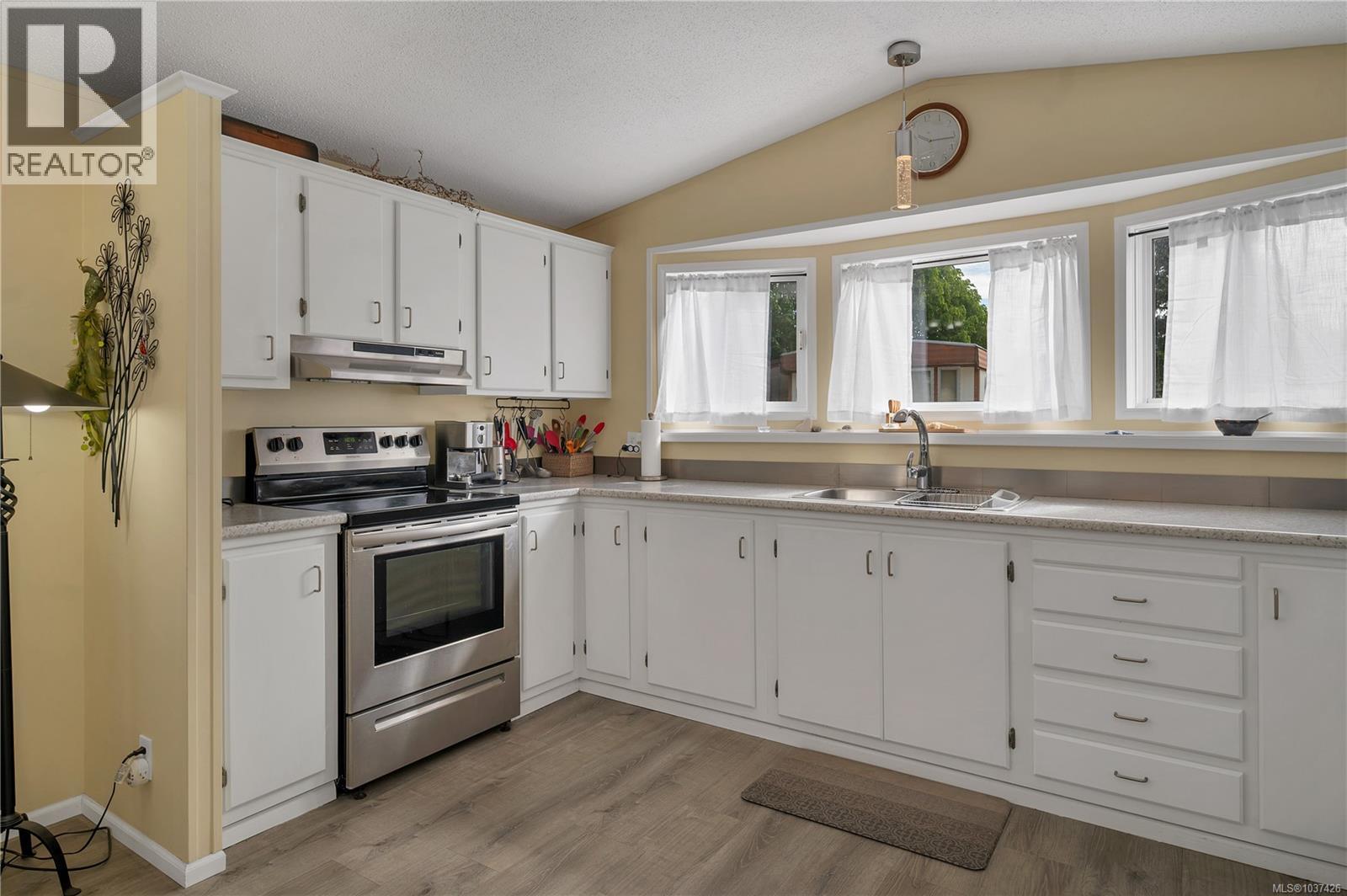 82 951 Homewood Rd, Campbell River, British Columbia  V9W 3N7 - Photo 13 - 1037426