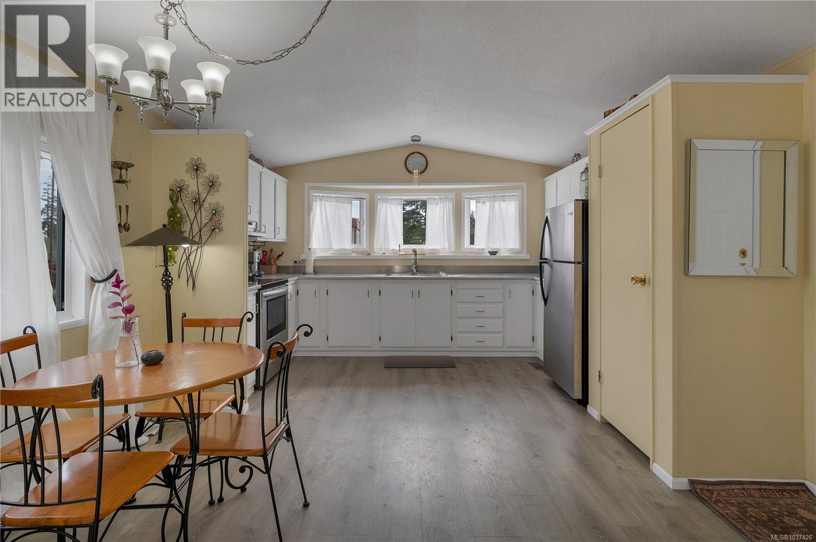 82 951 Homewood Rd, Campbell River, British Columbia  V9W 3N7 - Photo 19 - 1037426
