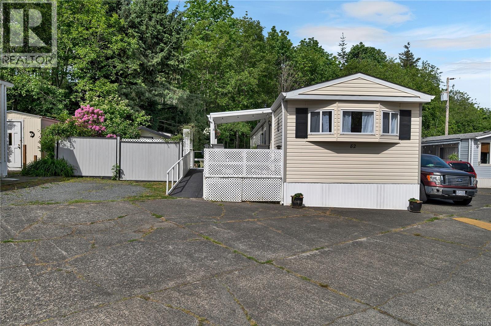82 951 Homewood Rd, Campbell River, British Columbia  V9W 3N7 - Photo 2 - 1037426