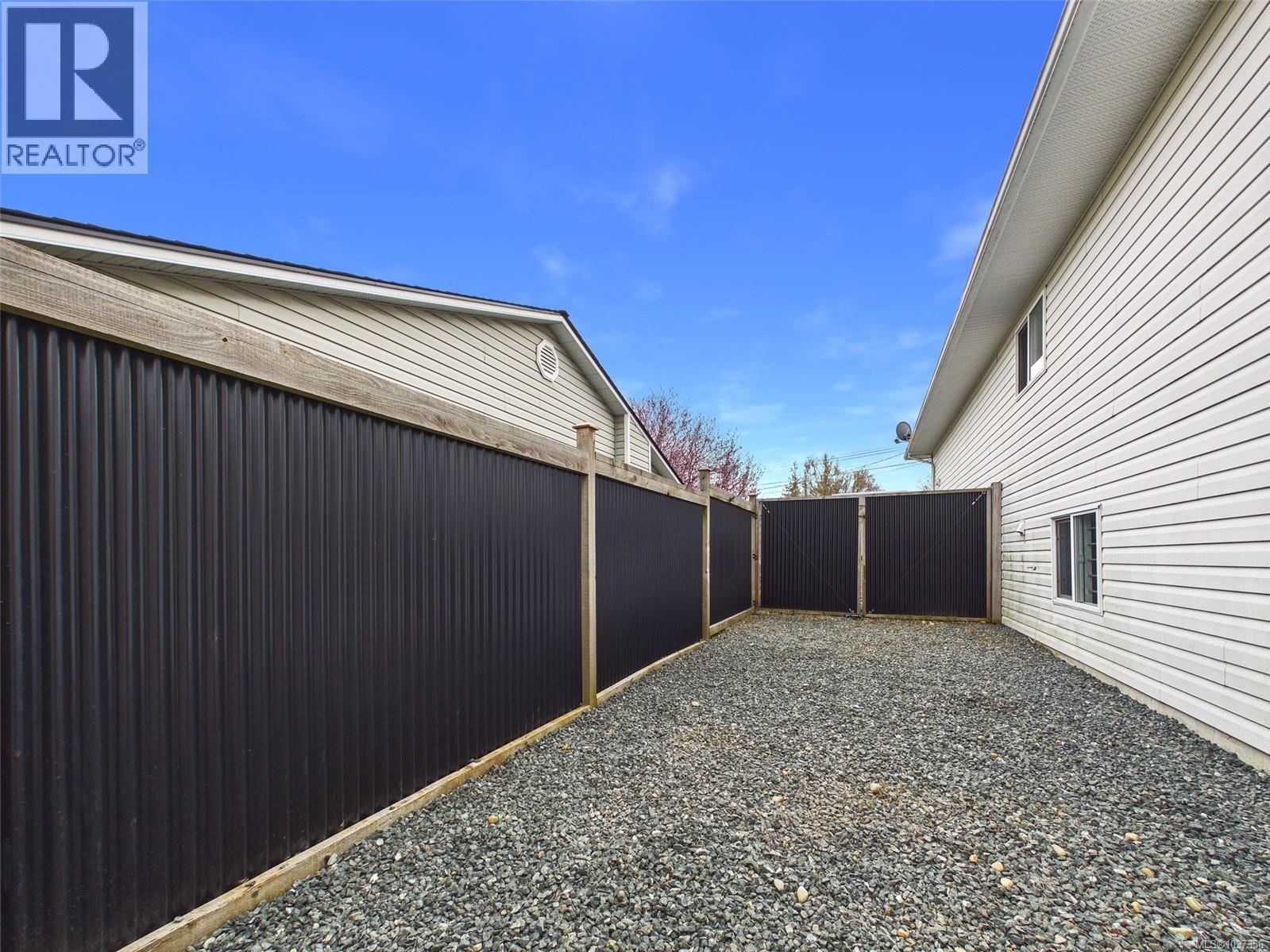 891 Esslinger Rd, French Creek, British Columbia  V9P 2R1 - Photo 35 - 1037356