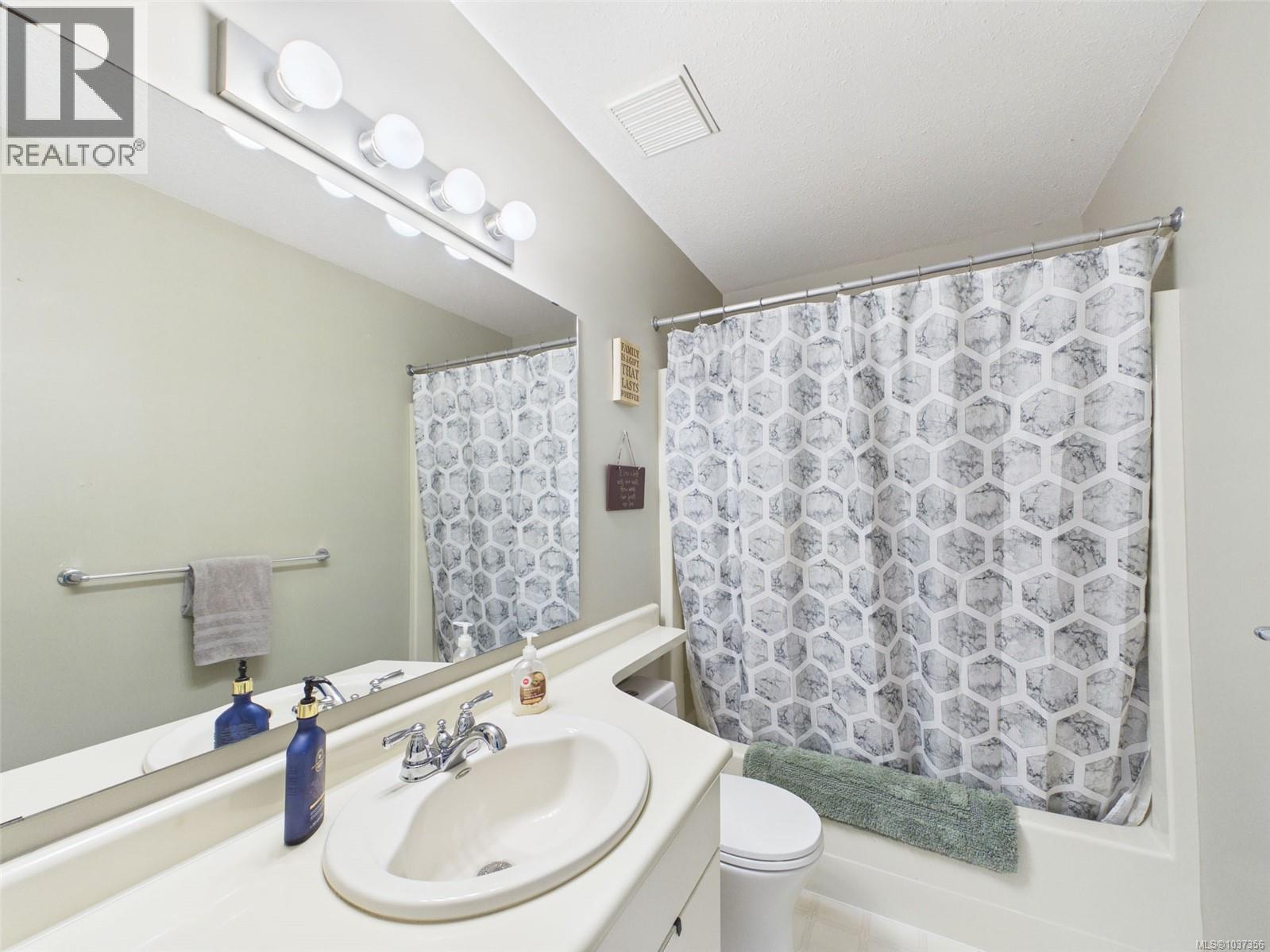 891 Esslinger Rd, French Creek, British Columbia  V9P 2R1 - Photo 6 - 1037356