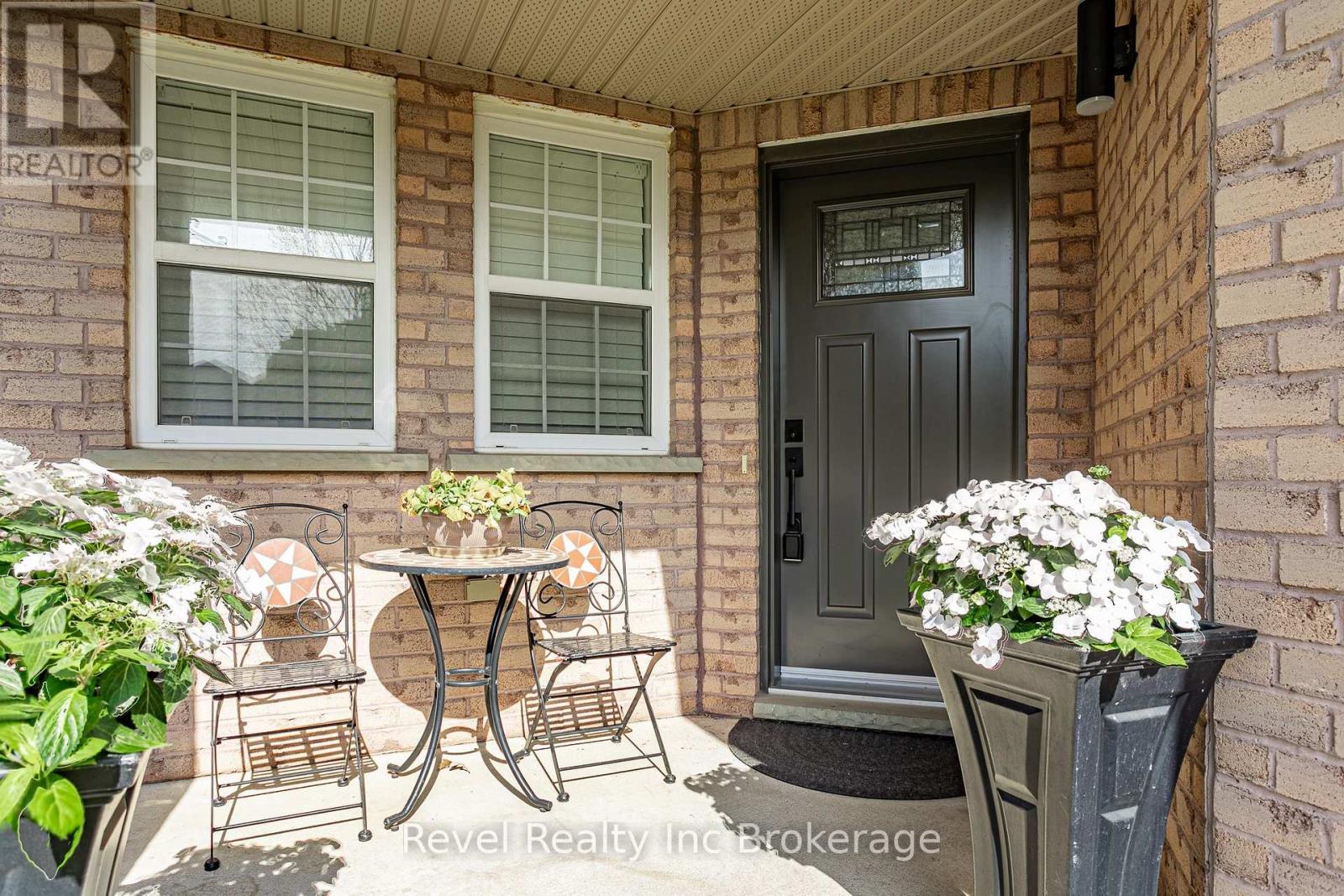 557 Sales Drive, Woodstock, Ontario  N4S 9A1 - Photo 4 - X12839428