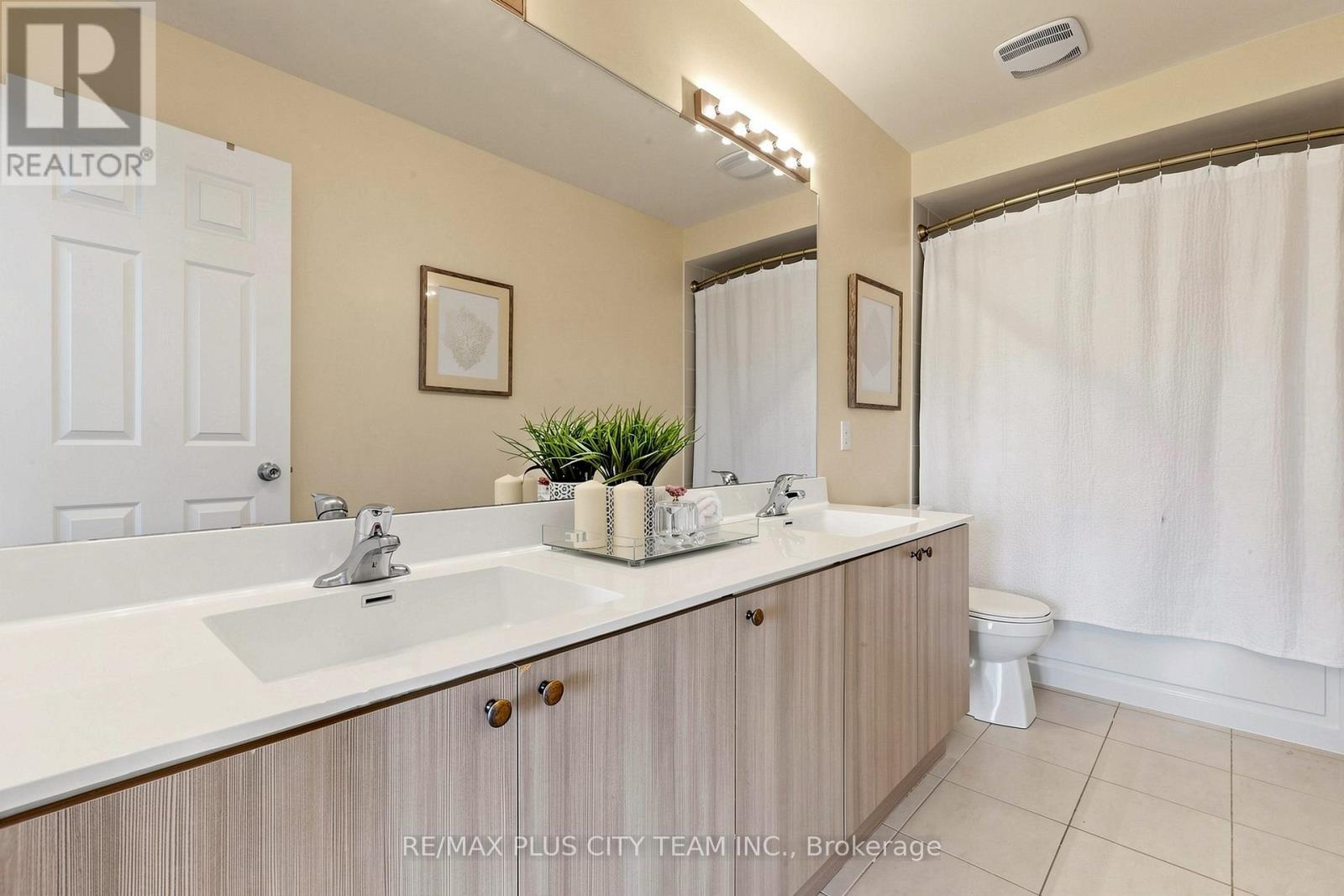 81 Allegranza Avenue, Vaughan, Ontario  L4H 4S3 - Photo 23 - N13150384