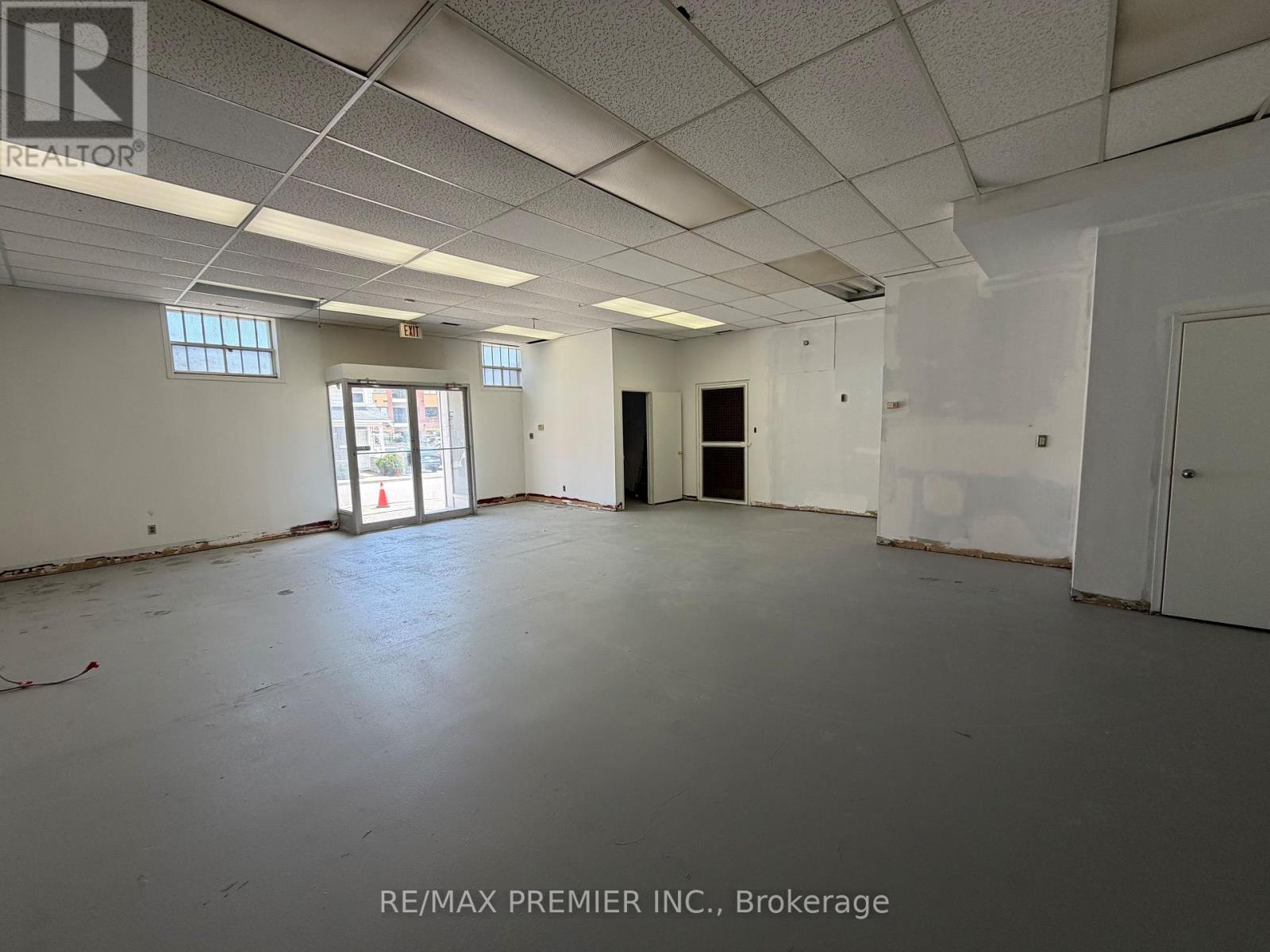 2 - 177 Woodbridge Avenue, Vaughan, Ontario  L4L 2S9 - Photo 6 - N13149940