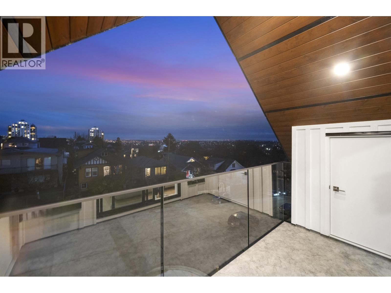 1 3623 Triumph Street, Vancouver, British Columbia V5K 1V4 - Photo 15 - R3120243