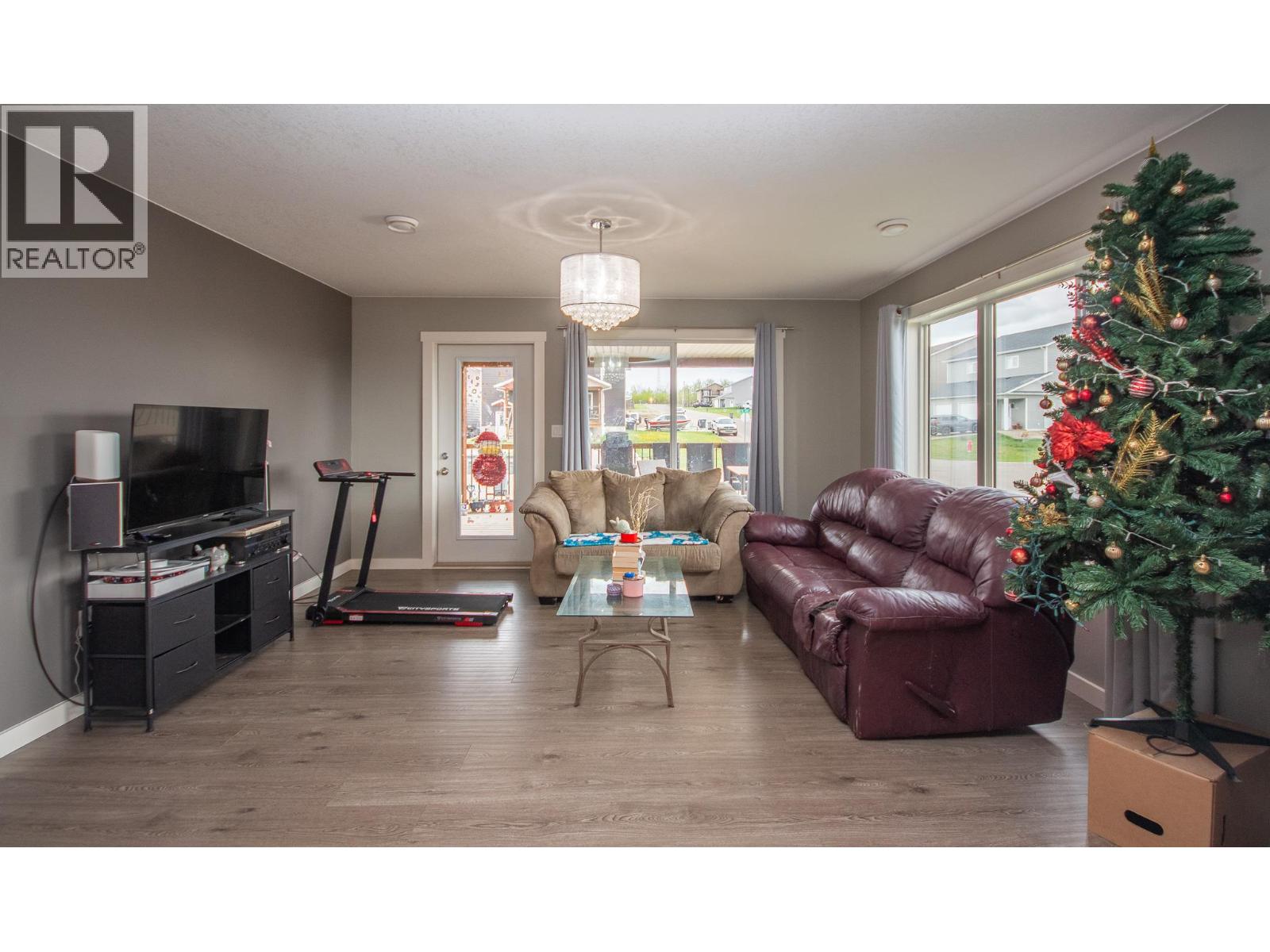 8217 18 Street, Dawson Creek, British Columbia  V1G 0G4 - Photo 5 - 10387740