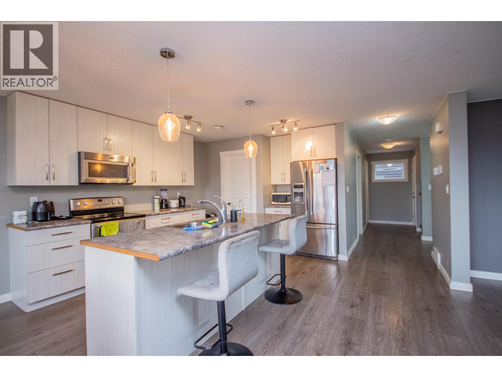 8217 18 Street, Dawson Creek, British Columbia  V1G 0G4 - Photo 2 - 10387740