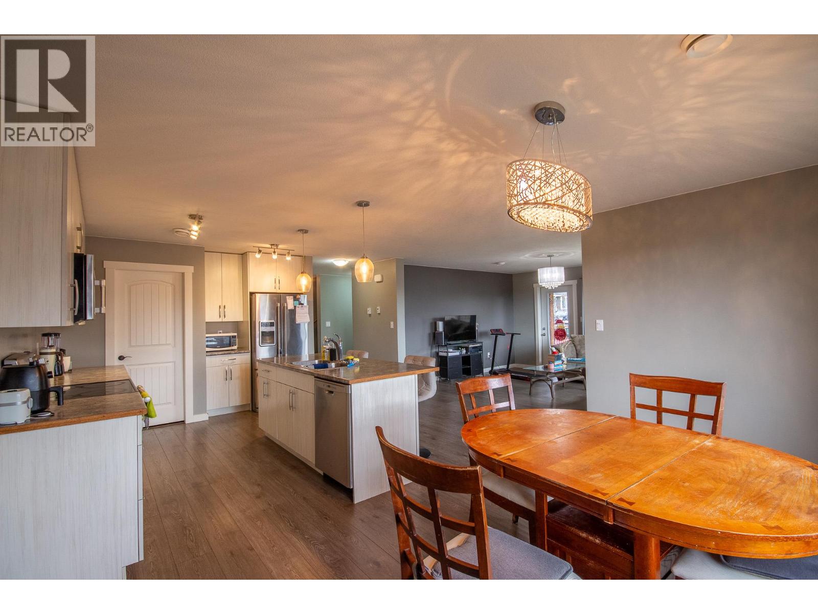 8217 18 Street, Dawson Creek, British Columbia  V1G 0G4 - Photo 3 - 10387740