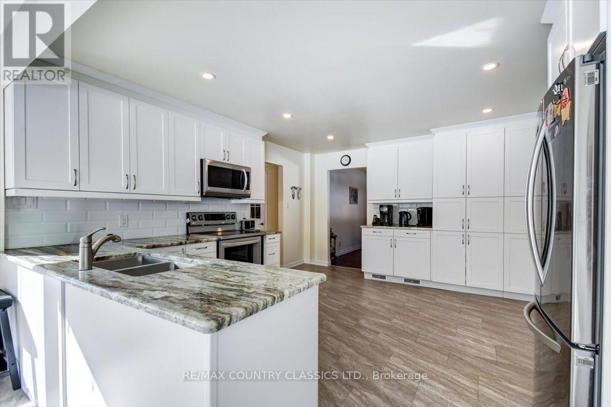37 Golfview Drive, Bancroft, Ontario  K0L 1C0 - Photo 16 - X12823160