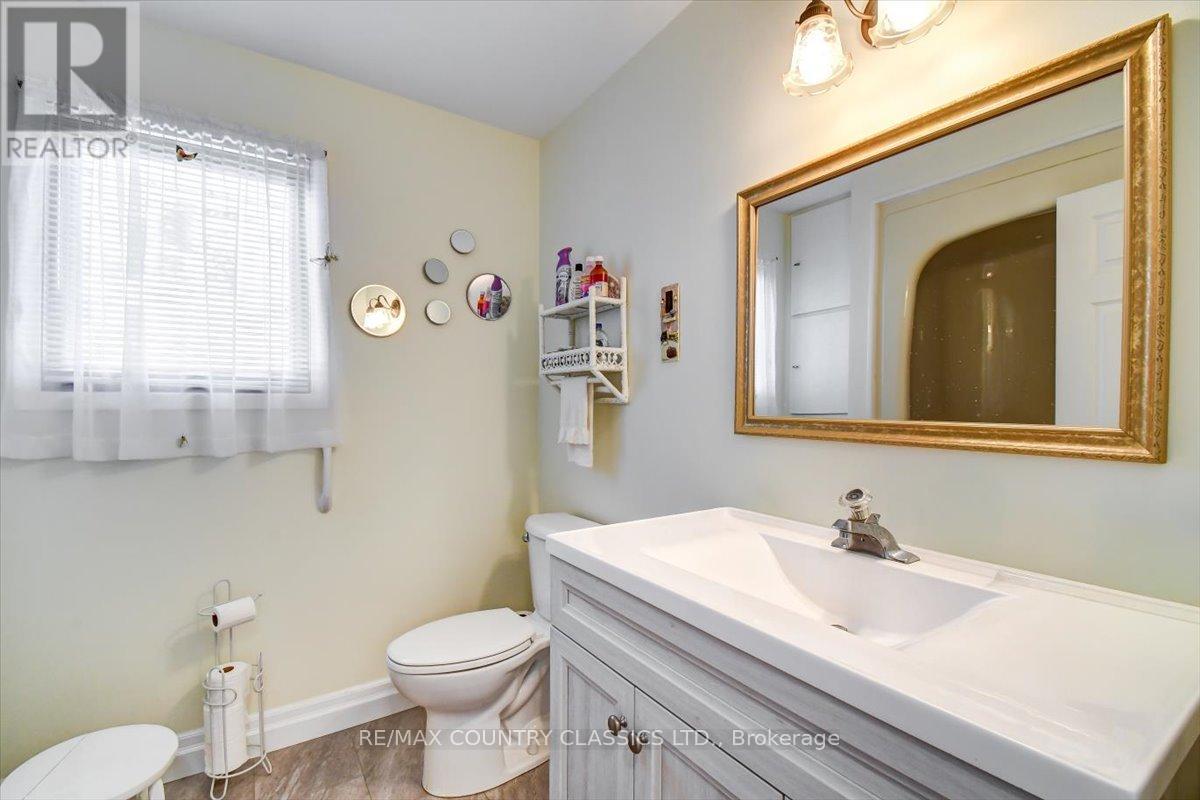 37 Golfview Drive, Bancroft, Ontario  K0L 1C0 - Photo 31 - X12823160