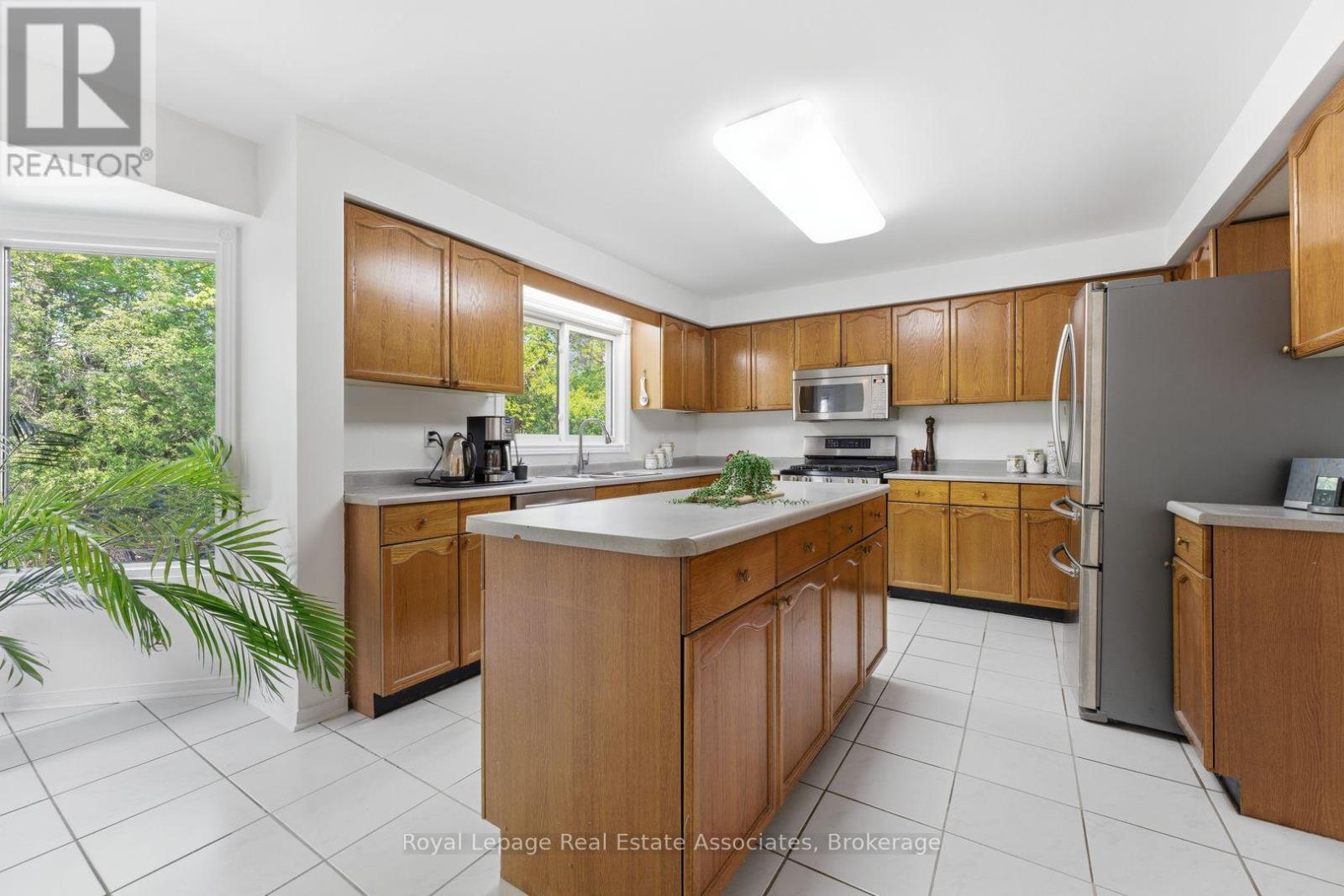 5211 Micmac Crescent, Mississauga, Ontario  L5R 2E2 - Photo 20 - W13150036