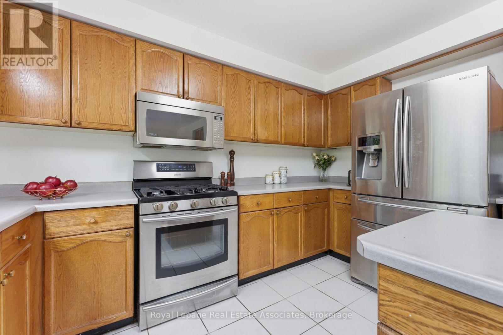 5211 Micmac Crescent, Mississauga, Ontario  L5R 2E2 - Photo 23 - W13150036