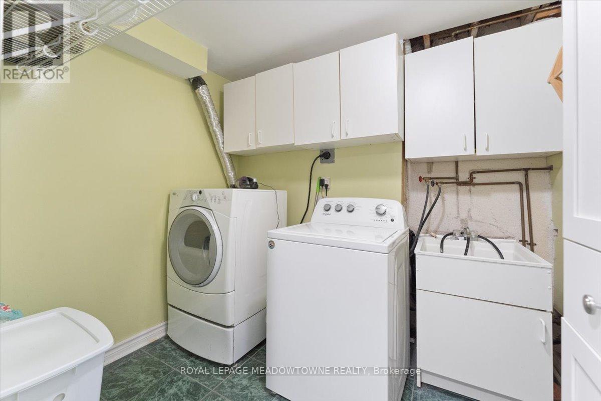 2945 Nipiwin Drive, Mississauga, Ontario  L5N 1Y1 - Photo 28 - W13150064
