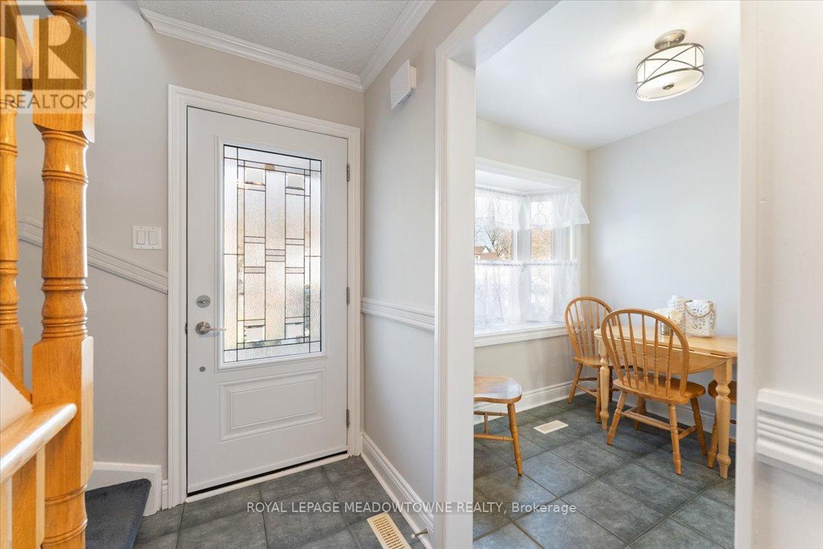2945 Nipiwin Drive, Mississauga, Ontario  L5N 1Y1 - Photo 6 - W13150064