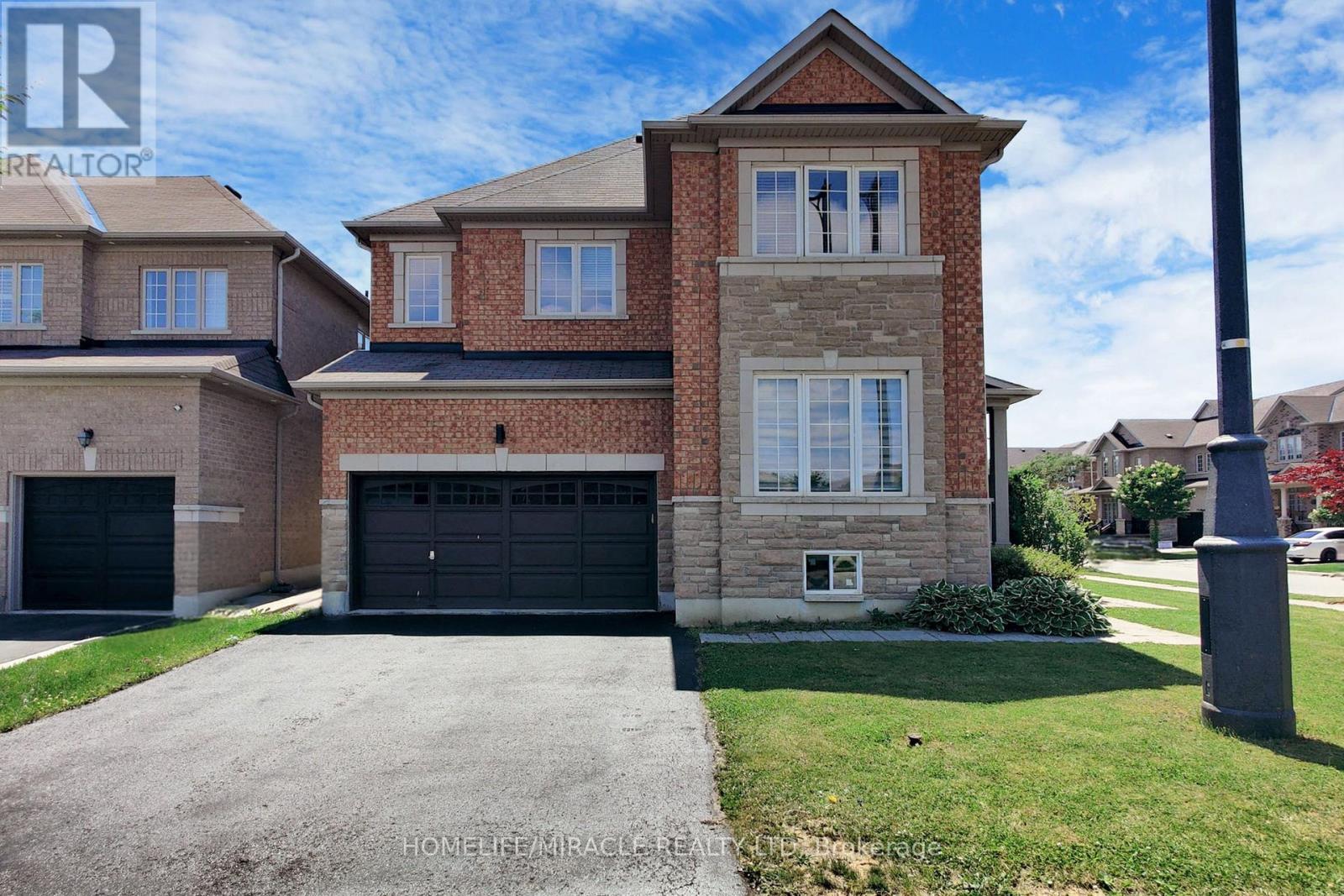 63 SLEIGHTHOLME CRESCENT, Brampton, Ontario