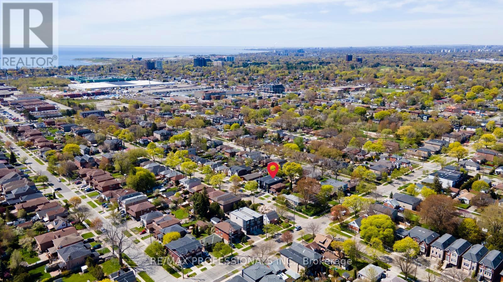 216 Aldercrest Road, Toronto, Ontario  M8W 4J4 - Photo 47 - W13150138