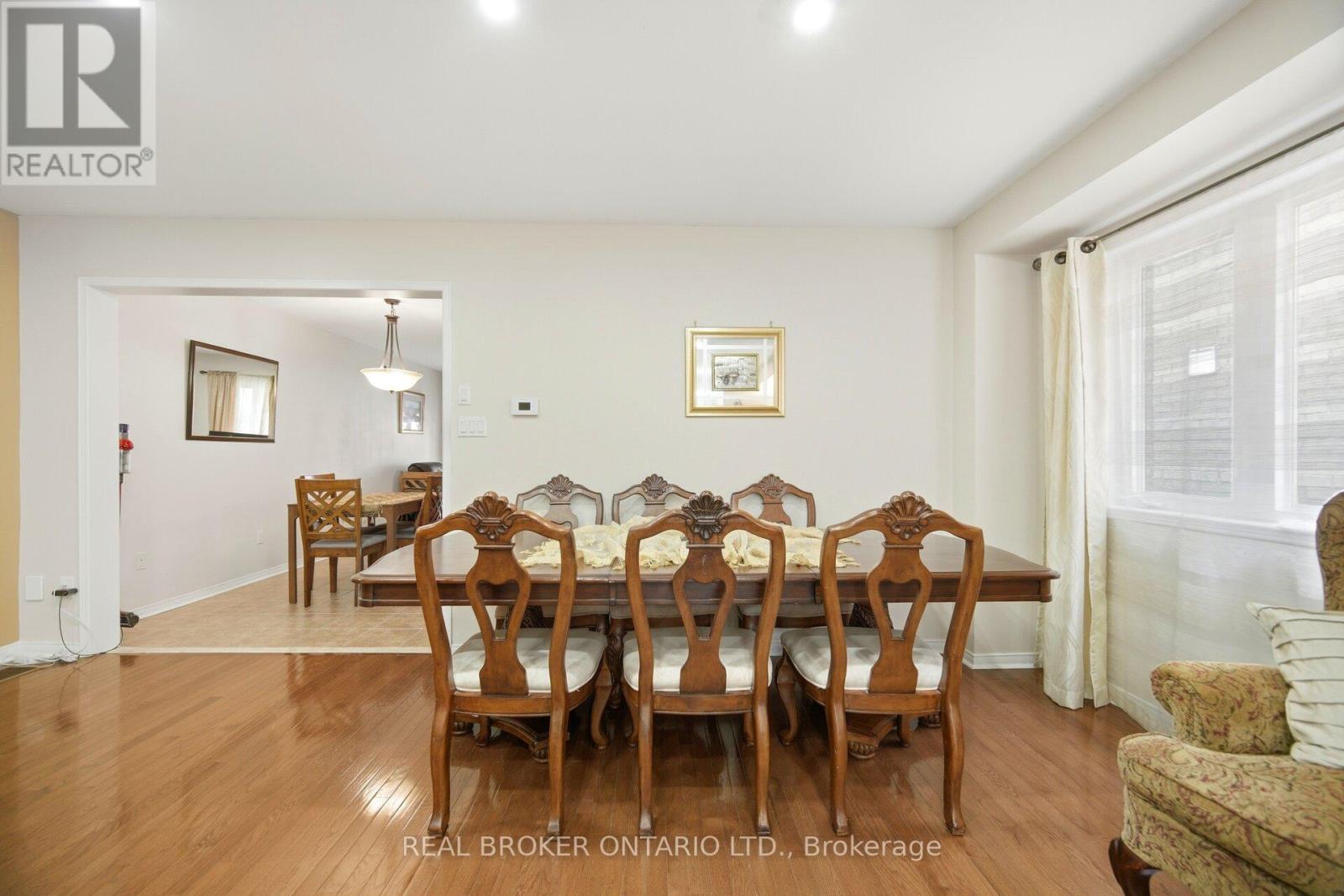 3935 Skyview Street, Mississauga (Churchill Meadows), Ontario  L5M 8A2 - Photo 12 - W13150156