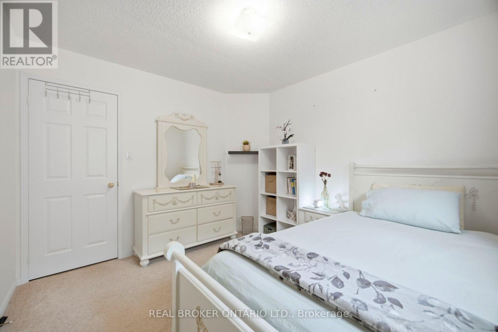 3935 Skyview Street, Mississauga (Churchill Meadows), Ontario  L5M 8A2 - Photo 29 - W13150156