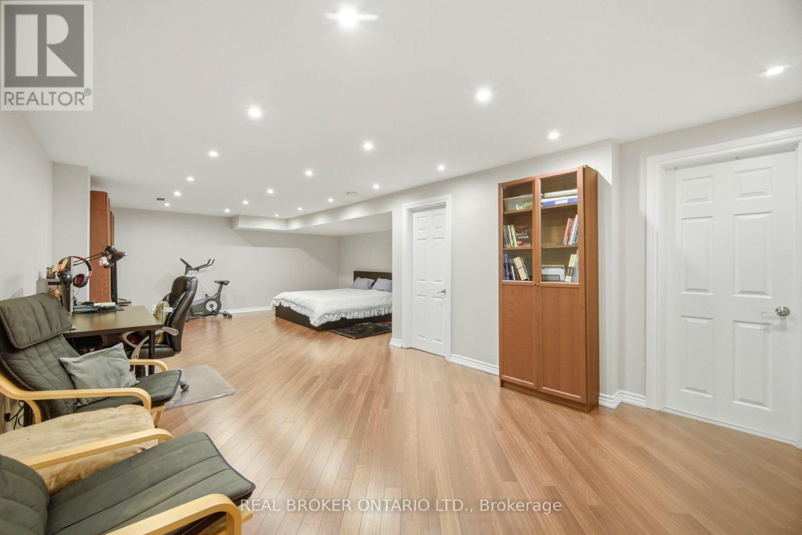 3935 Skyview Street, Mississauga (Churchill Meadows), Ontario  L5M 8A2 - Photo 39 - W13150156