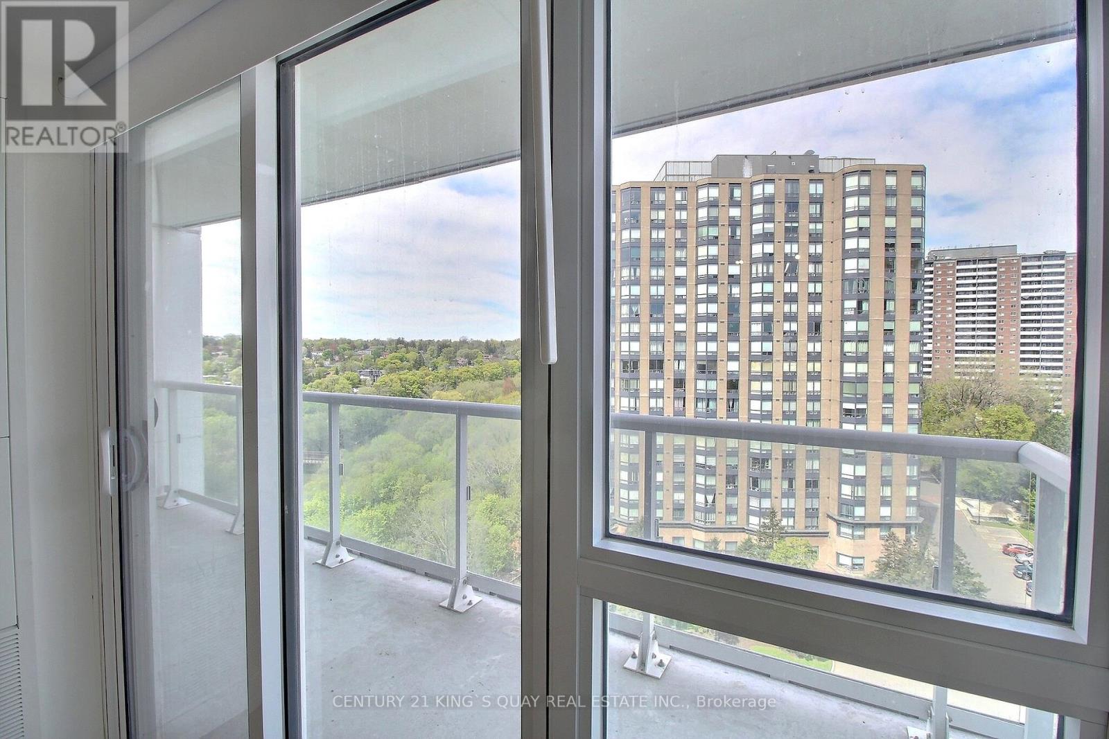 907 - 10 Wilby Crescent, Toronto, Ontario  M9N 0B6 - Photo 6 - W13150160