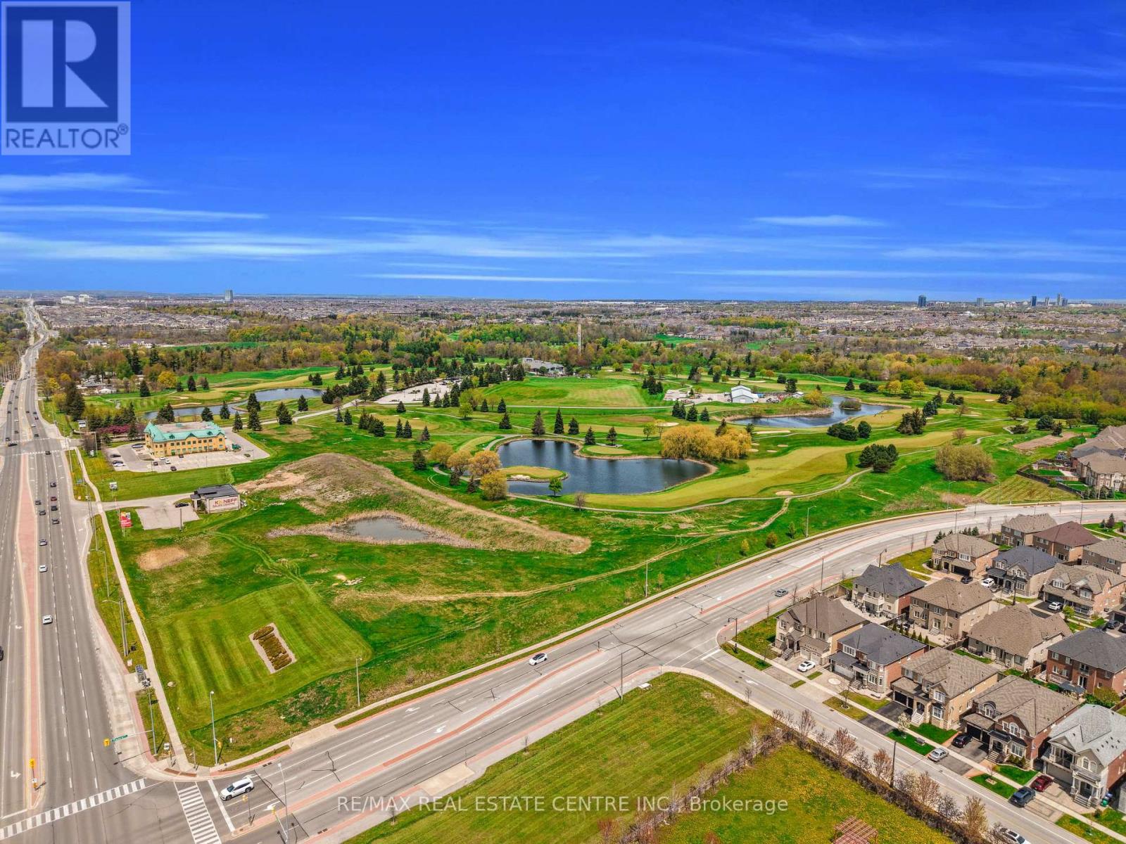 24 Rising Hill Ridge, Brampton, Ontario  L6Y 0C3 - Photo 3 - W13150194