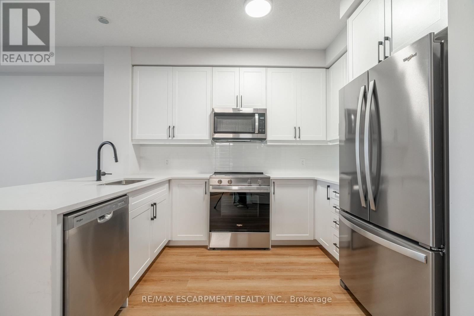 401 - 6415 Regional Road 25, Milton, Ontario  L9T 8R2 - Photo 2 - W13150278