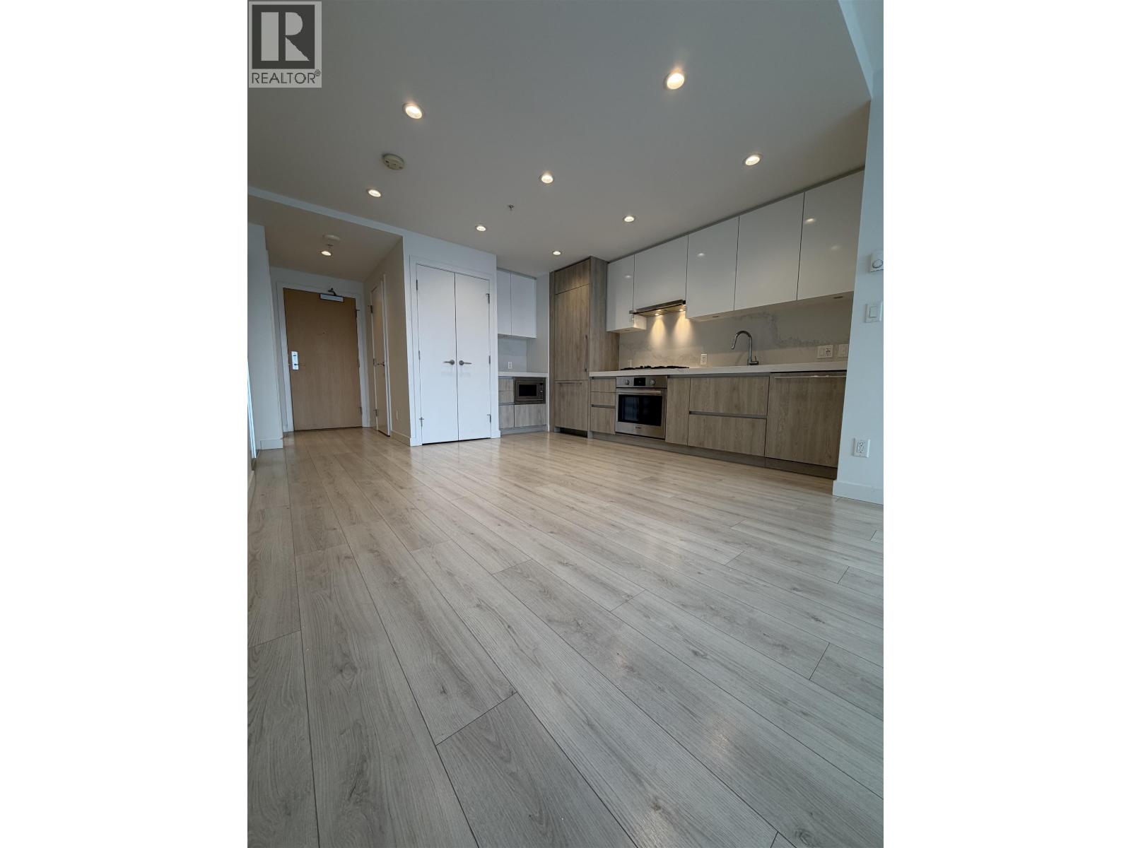 3008 6080 Mckay Avenue, Burnaby, British Columbia  V5H 0J4 - Photo 5 - R3110032