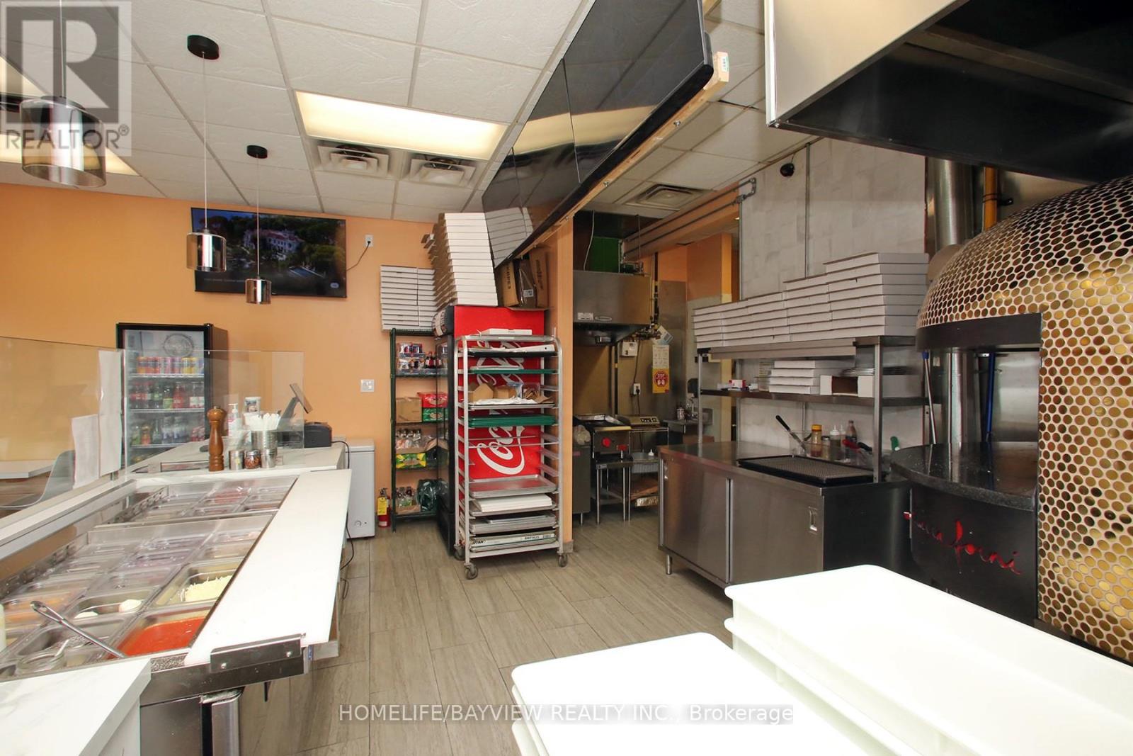 4 - 16700 Bayview Avenue, Newmarket, Ontario  L3X 1W1 - Photo 10 - N13138036