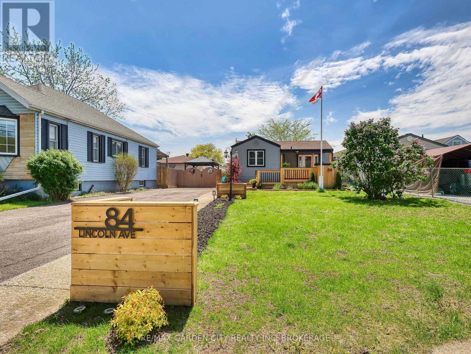 84 LINCOLN AVENUE, st. catharines (oakdale), Ontario