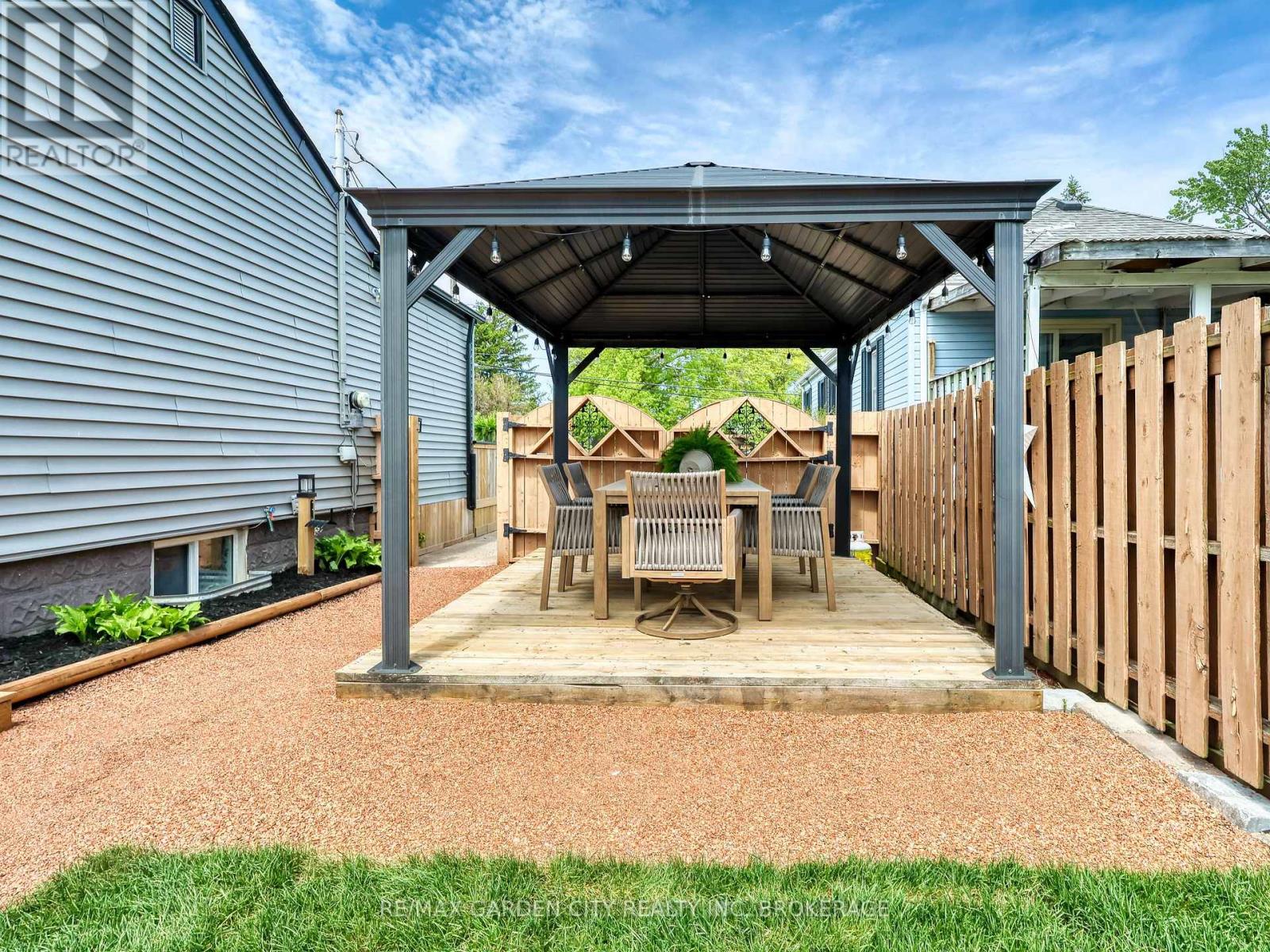84 Lincoln Avenue, St. Catharines (Oakdale), Ontario  L2P 2C9 - Photo 29 - X13150554