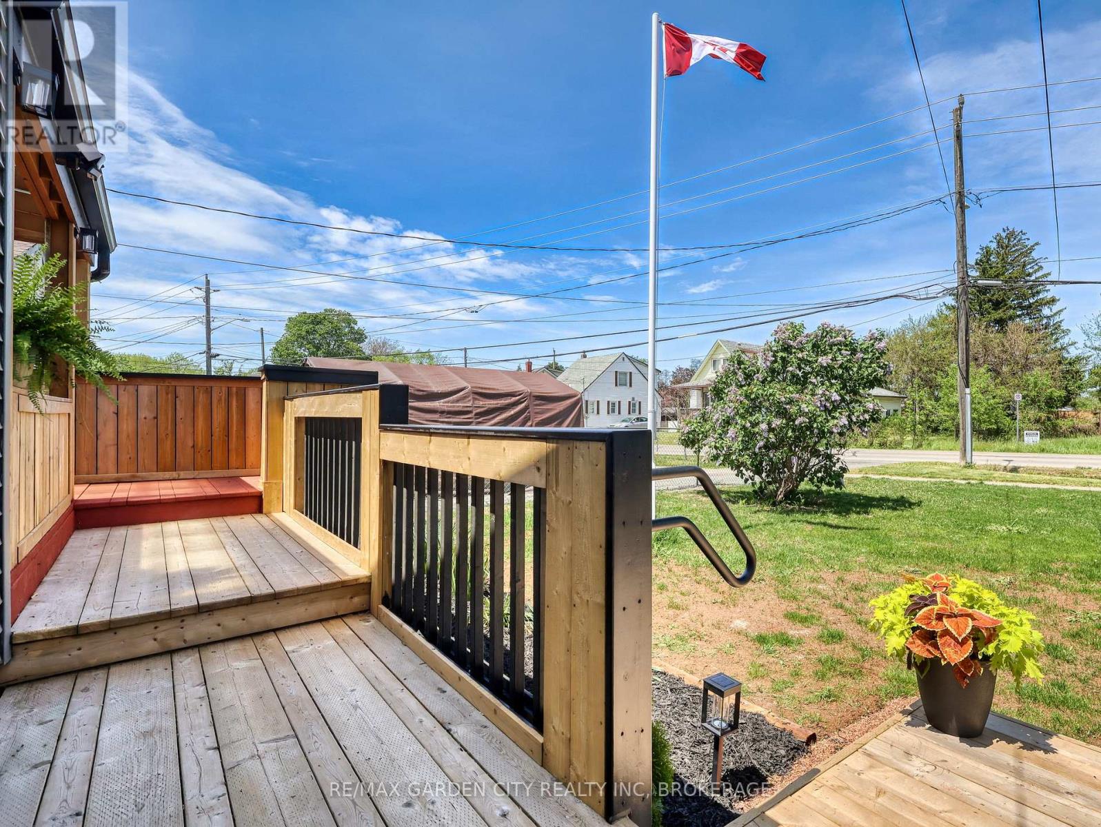 84 Lincoln Avenue, St. Catharines (Oakdale), Ontario  L2P 2C9 - Photo 5 - X13150554