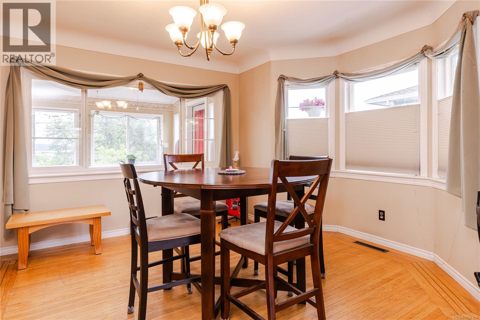 27 View St, Nanaimo, British Columbia  V2M 3S5 - Photo 10 - 1037400