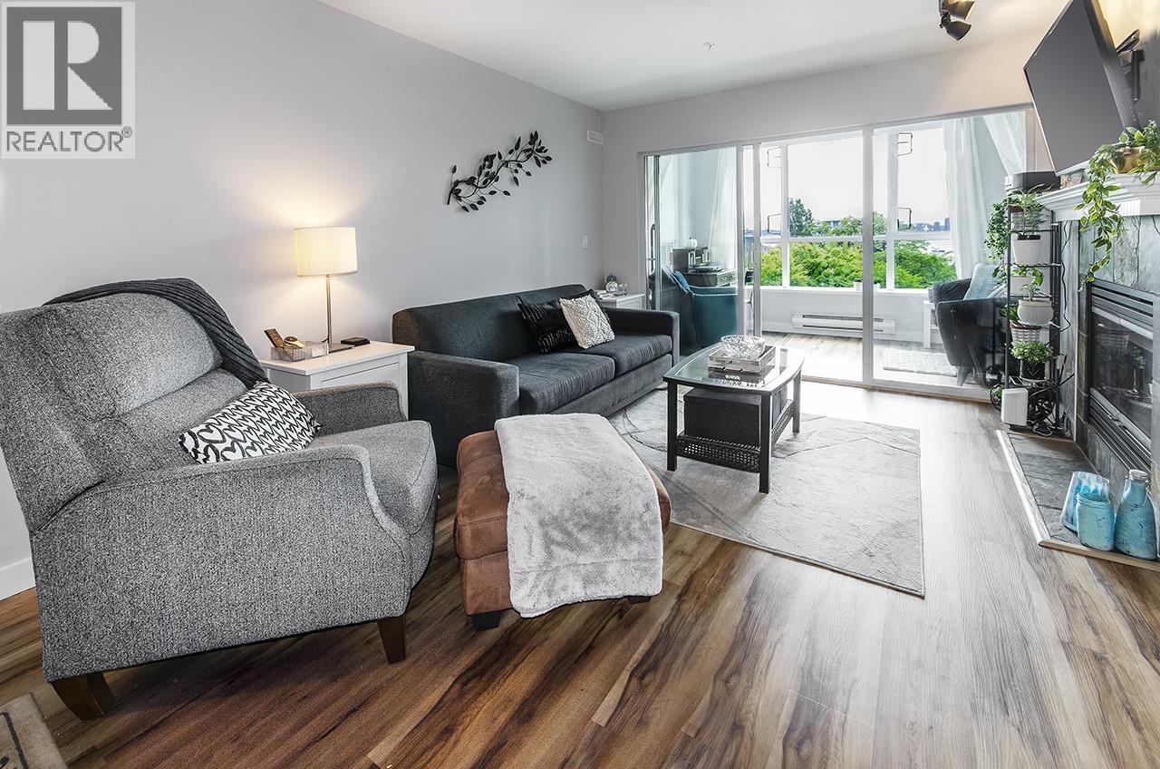 305 155 E 3rd Street, North Vancouver, British Columbia  V7L 1E5 - Photo 8 - R3125513