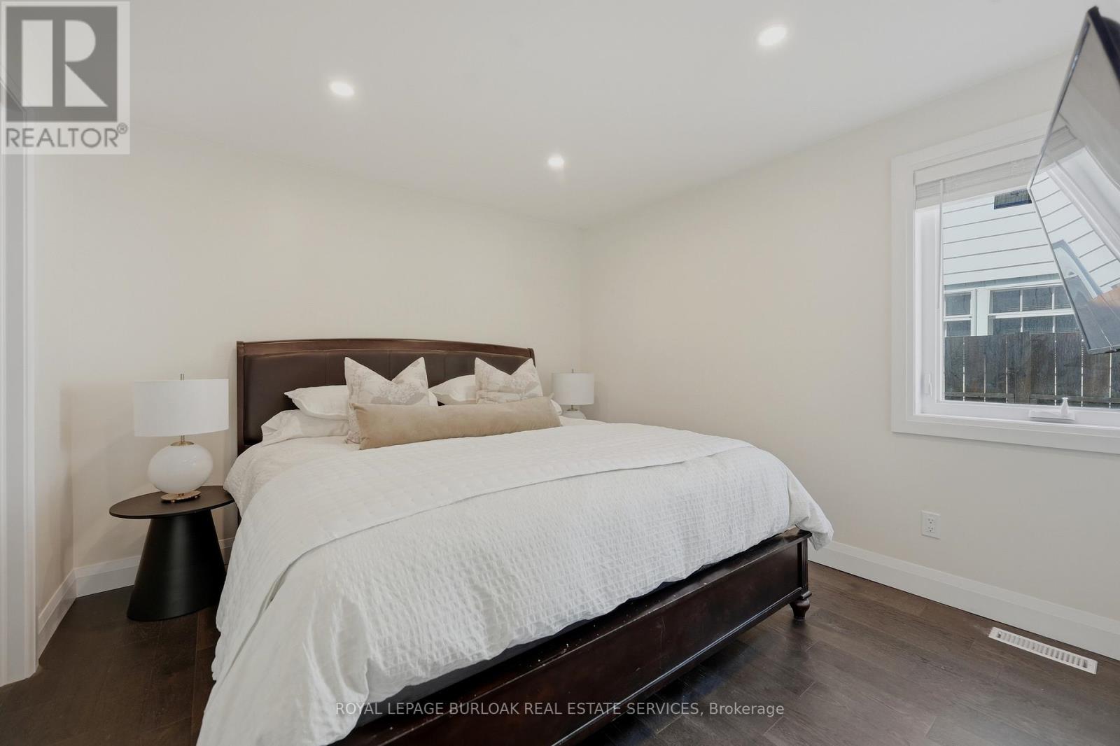 12 Beverly Street, St. Catharines, Ontario  L2P 2K1 - Photo 14 - X13150040