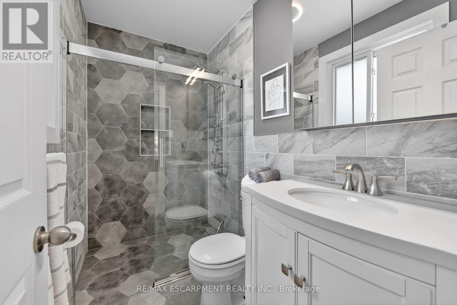 31 Maynard Street, Hamilton, Ontario  L9B 1R9 - Photo 23 - X13150068