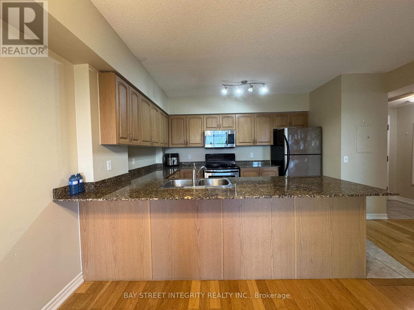 402 - 47 Caroline Street N, Hamilton, Ontario  L8R 2R6 - Photo 5 - X13150110