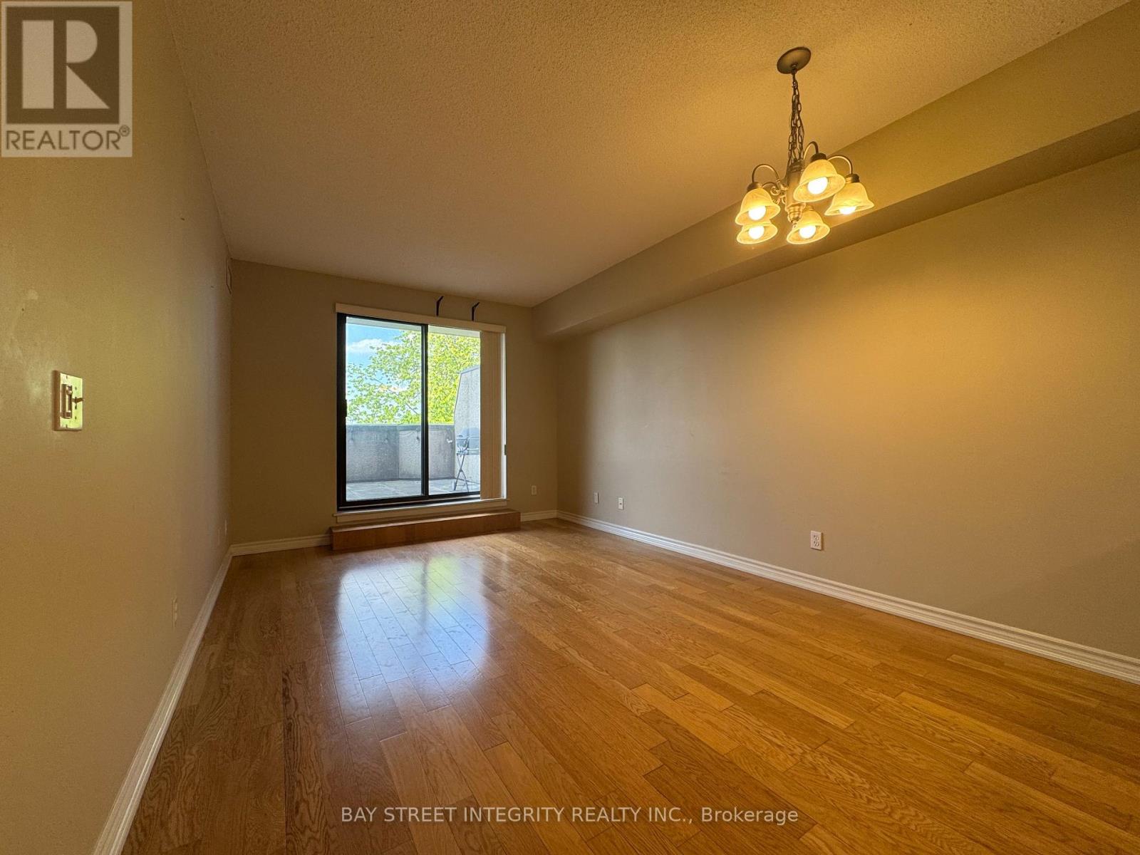 402 - 47 Caroline Street N, Hamilton, Ontario  L8R 2R6 - Photo 8 - X13150110