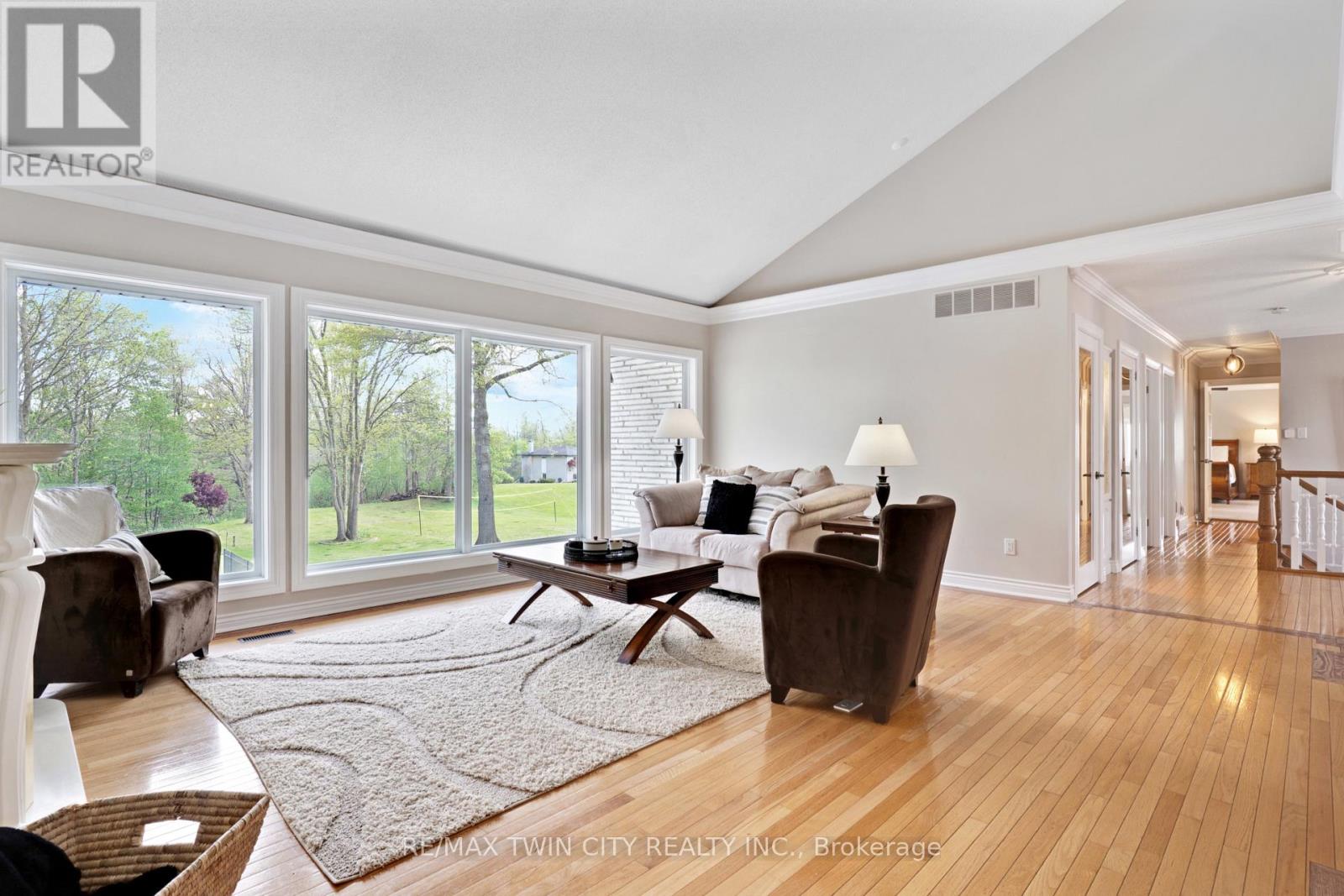 1279 Maple Manor Road, North Dumfries, Ontario  N1P 0A1 - Photo 10 - X13150132
