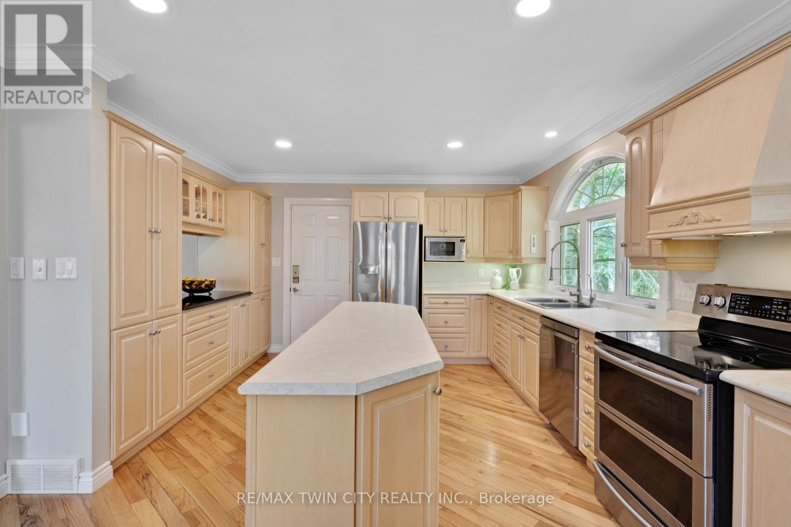1279 Maple Manor Road, North Dumfries, Ontario  N1P 0A1 - Photo 15 - X13150132