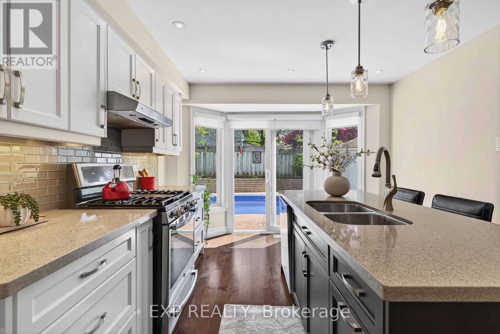 108 Old Forest Crescent, Kitchener, Ontario  N2N 2A3 - Photo 16 - X13150202