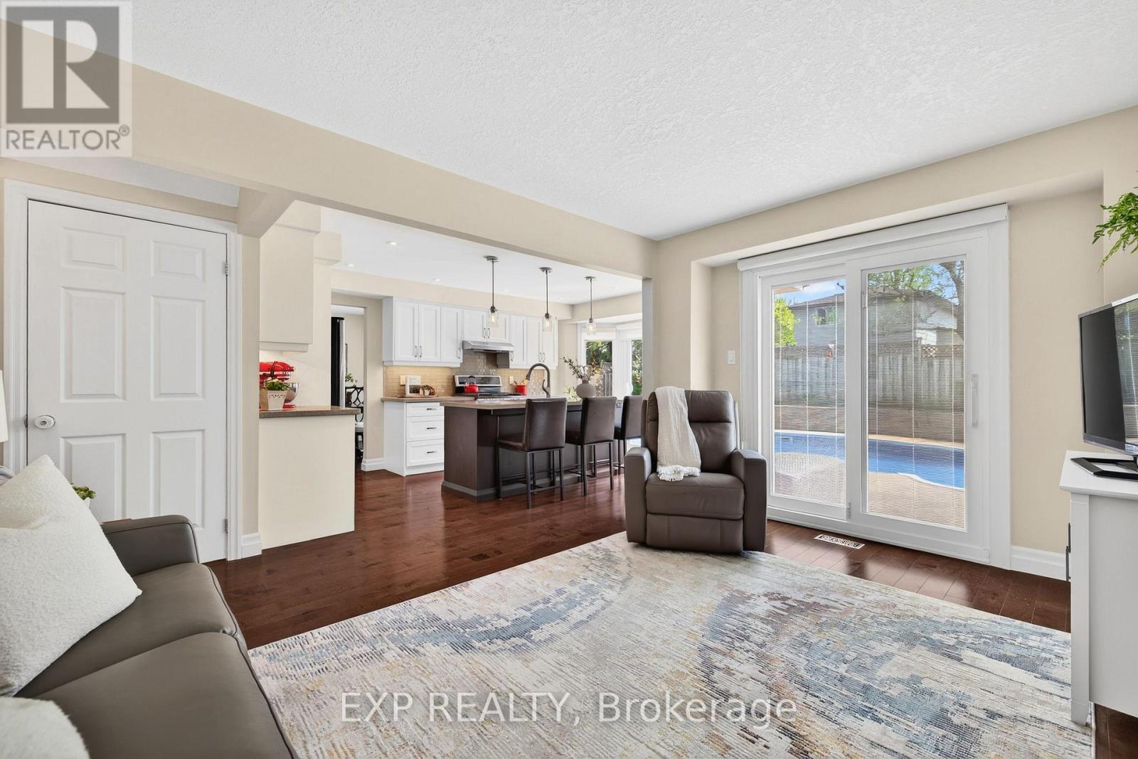 108 Old Forest Crescent, Kitchener, Ontario  N2N 2A3 - Photo 17 - X13150202