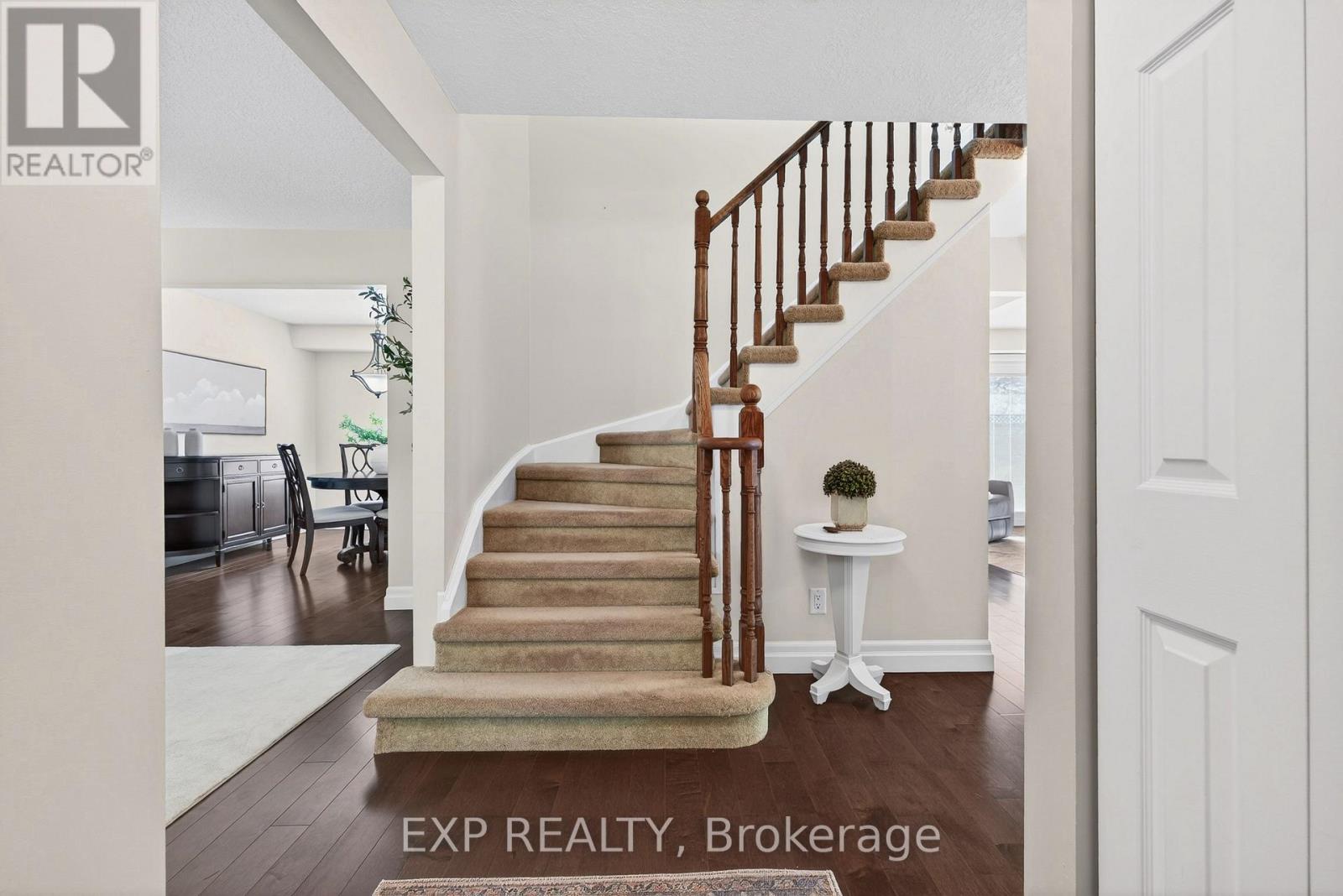 108 Old Forest Crescent, Kitchener, Ontario  N2N 2A3 - Photo 6 - X13150202