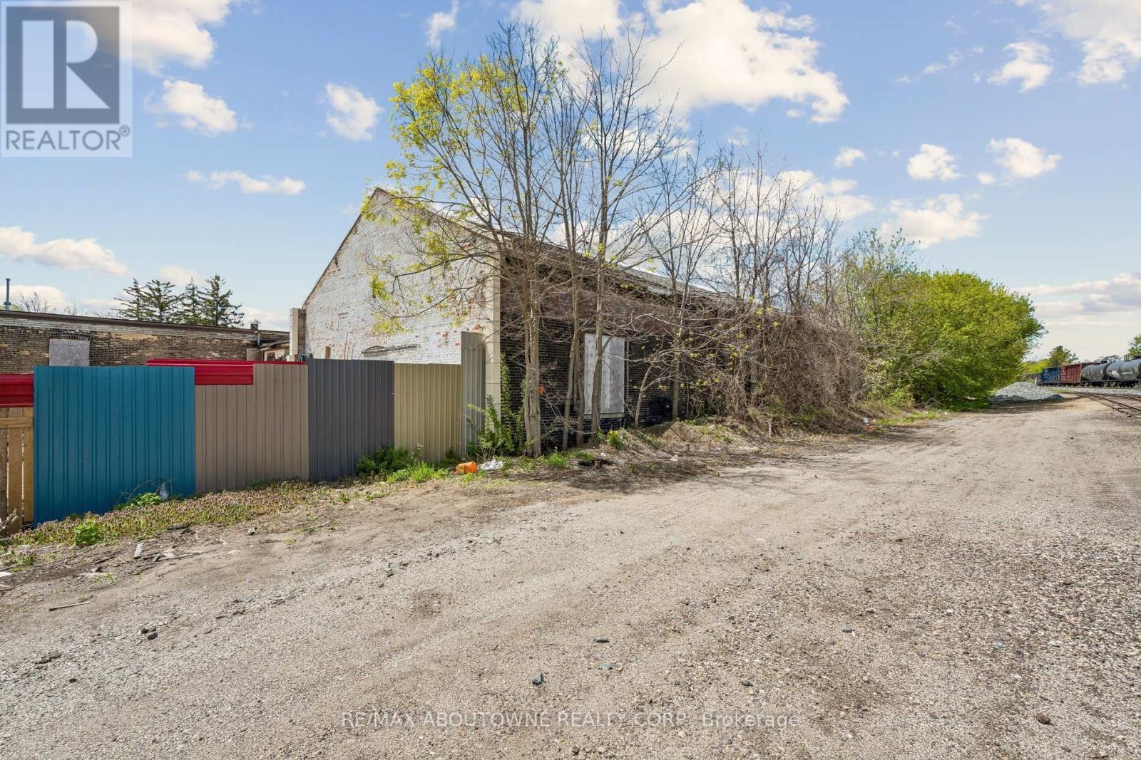 70 Wadsworth Street, Brantford, Ontario  N3T 3V9 - Photo 26 - X13150280