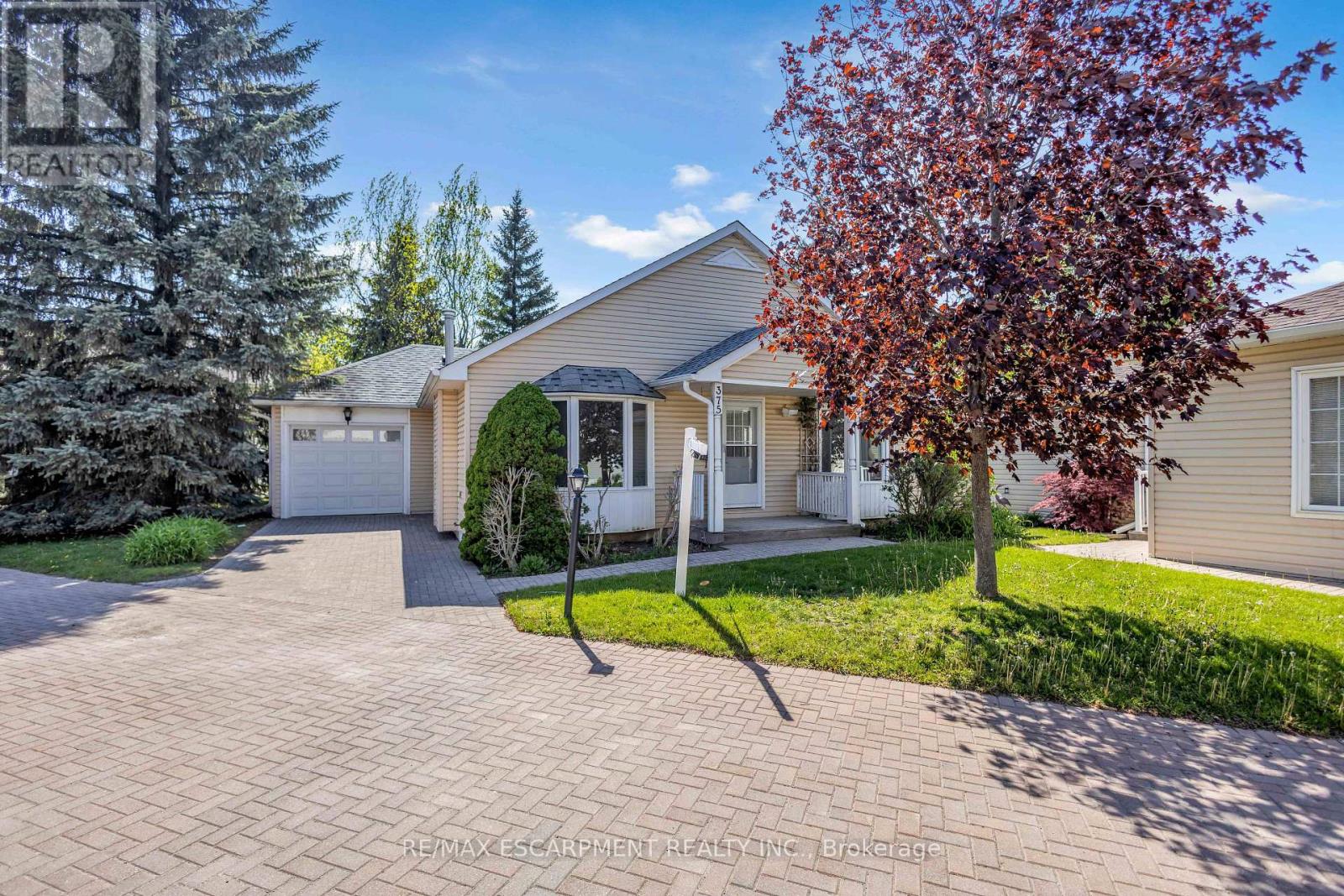 375 Silverbirch Boulevard, Hamilton, Ontario  L0R 1W0 - Photo 1 - X13150306