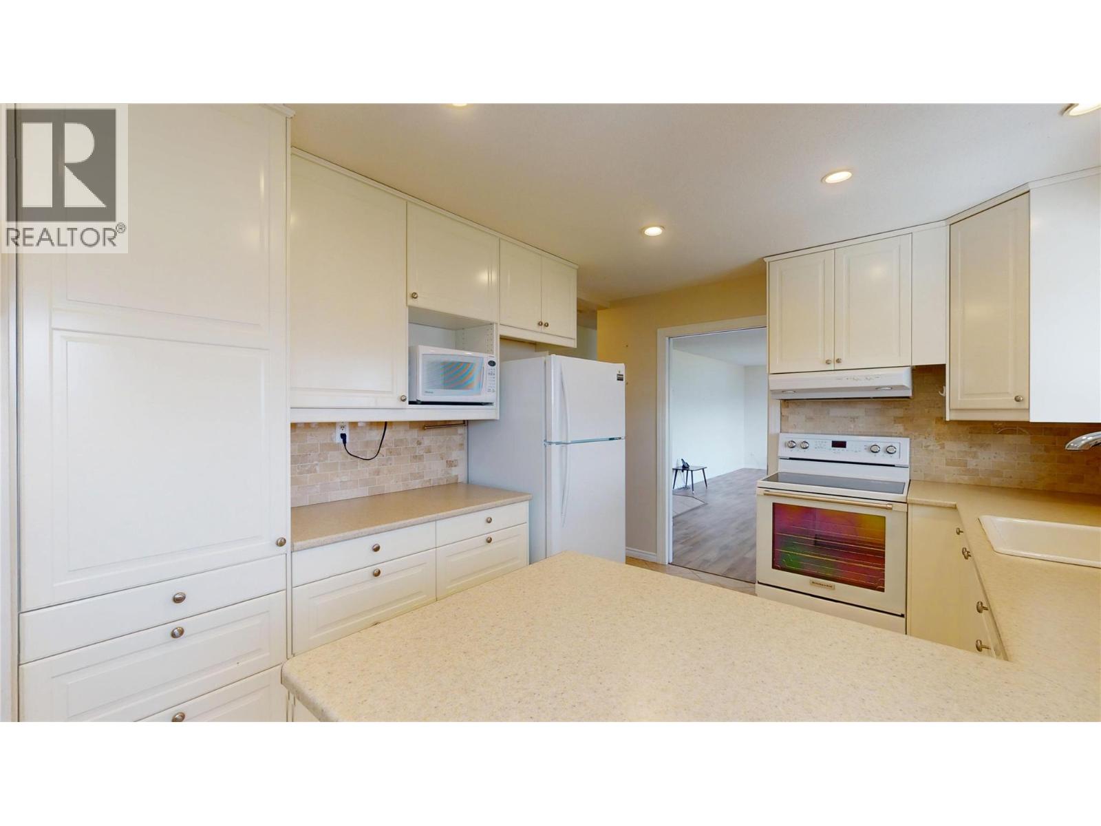 6119 Wilson Road, Peachland, British Columbia  V0H 1X7 - Photo 22 - 10388115