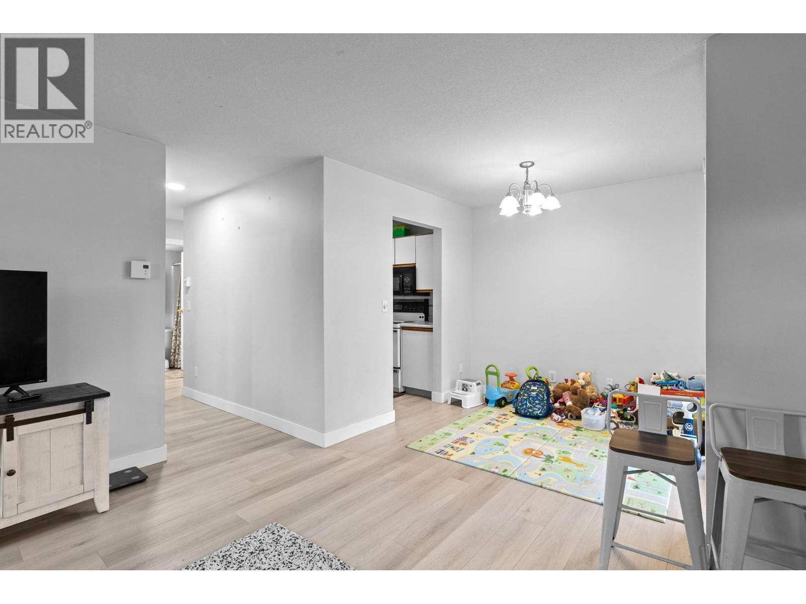 2025 Baron Road Unit# 206, Kelowna, British Columbia  V1X 7G3 - Photo 4 - 10388083