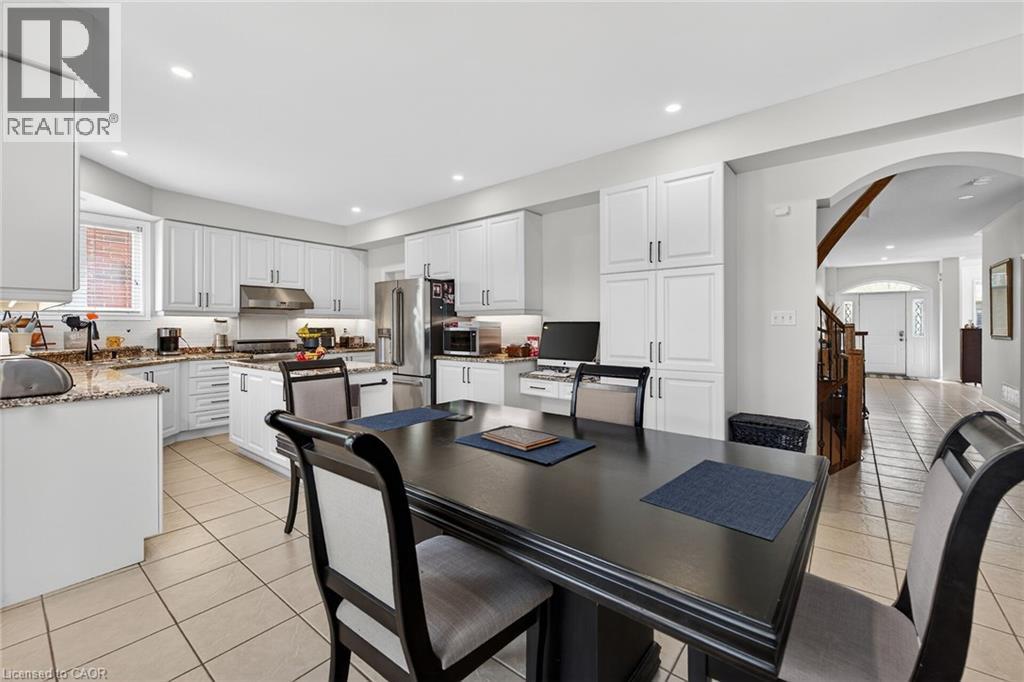 2431 Castlebrook Road, Oakville, Ontario  L6M 4Z2 - Photo 12 - 40831834