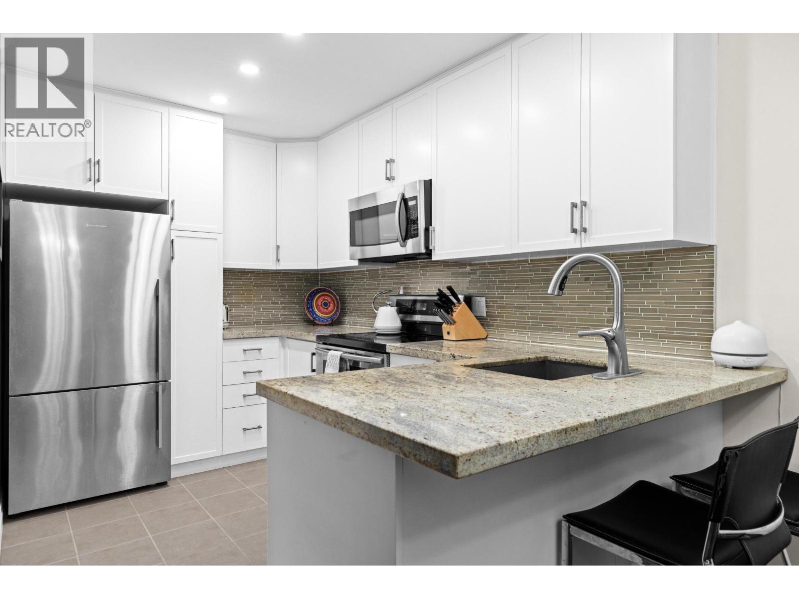 105 1125 Gilford Street, Vancouver, British Columbia  V6G 2P7 - Photo 10 - R3125572
