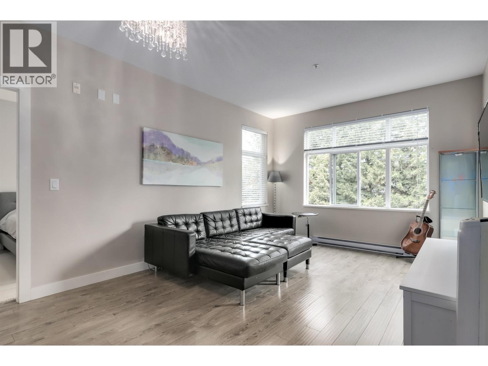 2308 963 Charland Avenue, Coquitlam, British Columbia  V3K 0E2 - Photo 2 - R3125576